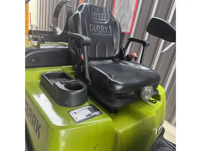 CLARK C25CL SIT-DOWN FORKLIFT - undefined