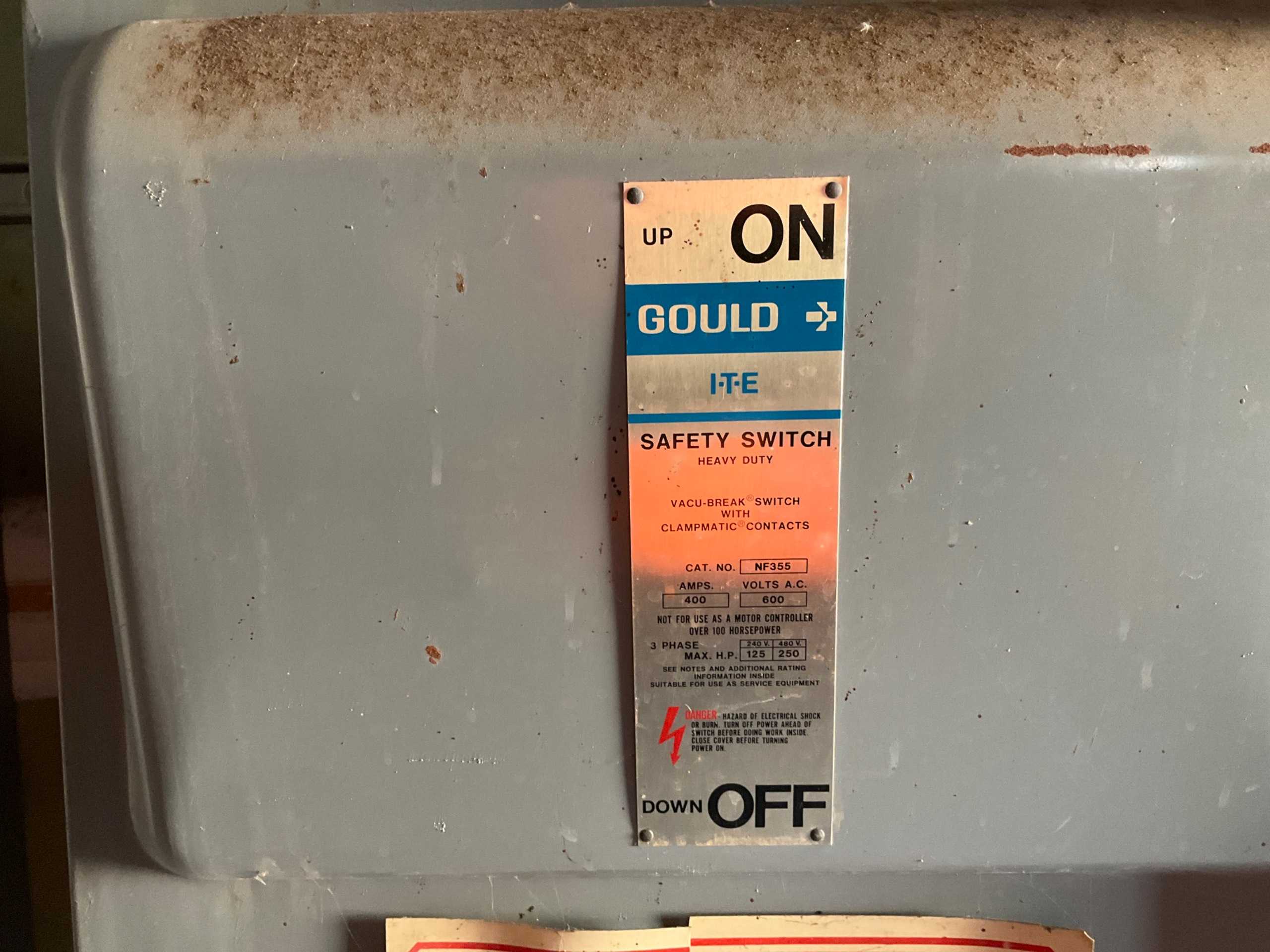 BULK QTY OF AUTOMATION & CONTROLS - AUTOMATION & CONTROLS