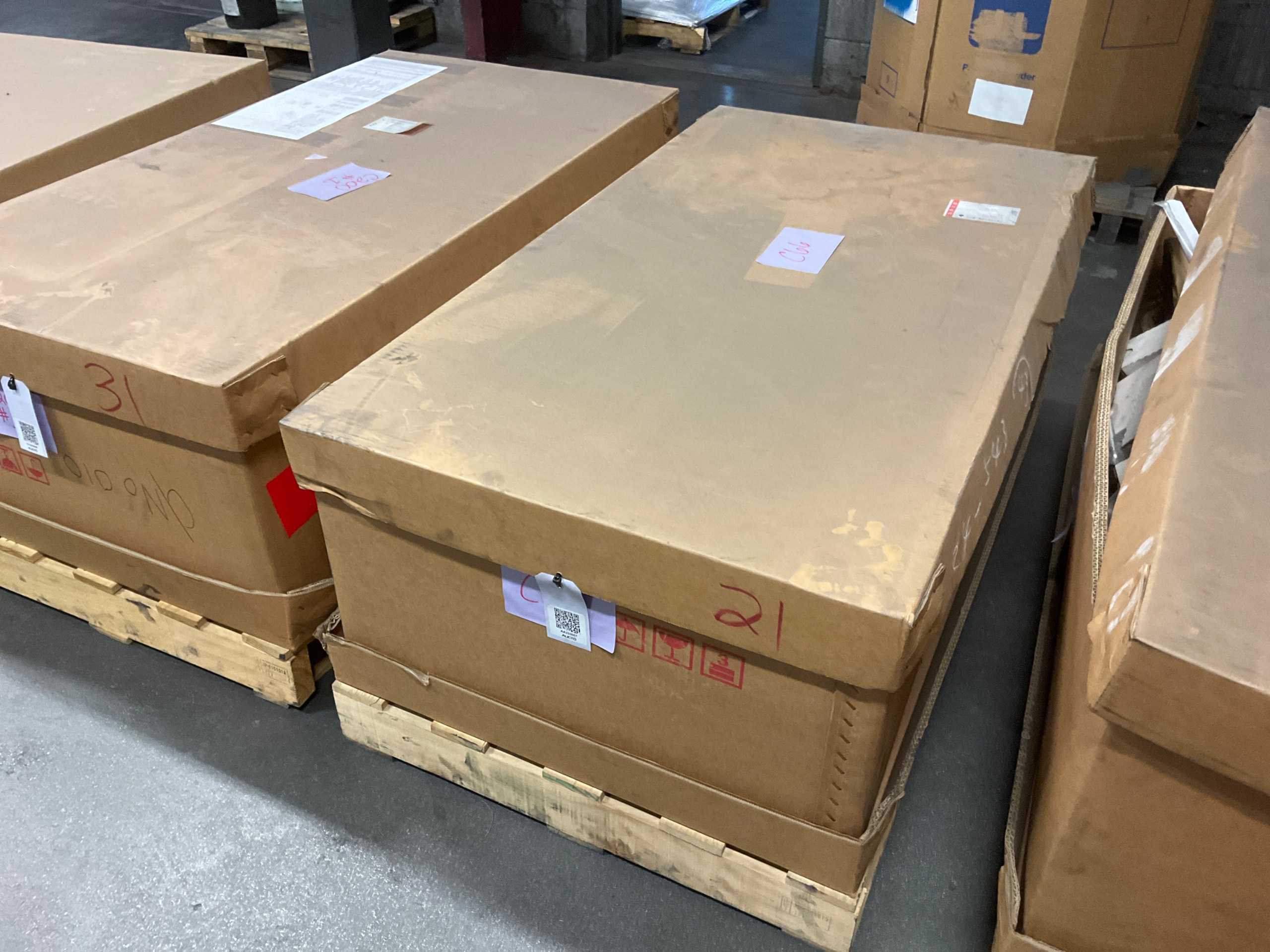 BULK QTY OF PRESS PARTS BULK QTY OF PRESS PARTS