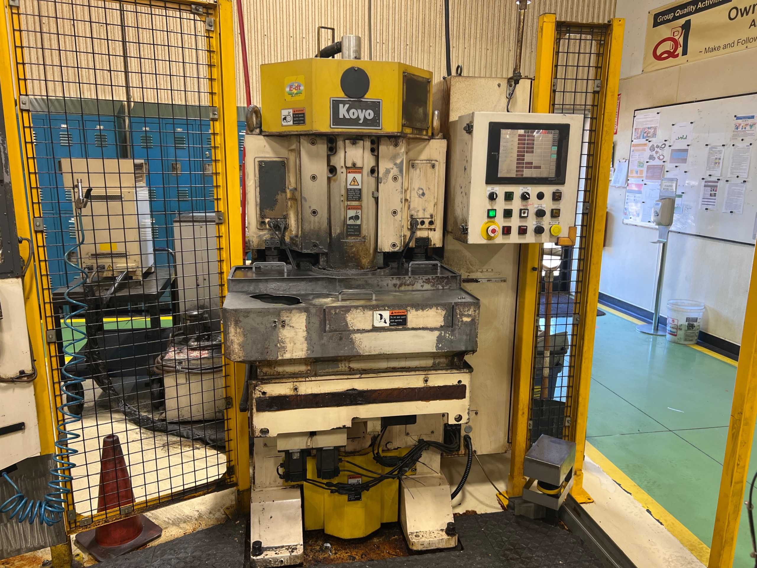 KOYO KVD-300WII DOUBLE DISC SURFACE GRINDER - SURFACE GRINDERS KOYO KVD-300WII DOUBLE DISC SURFACE GRINDER - SURFACE GRINDERS