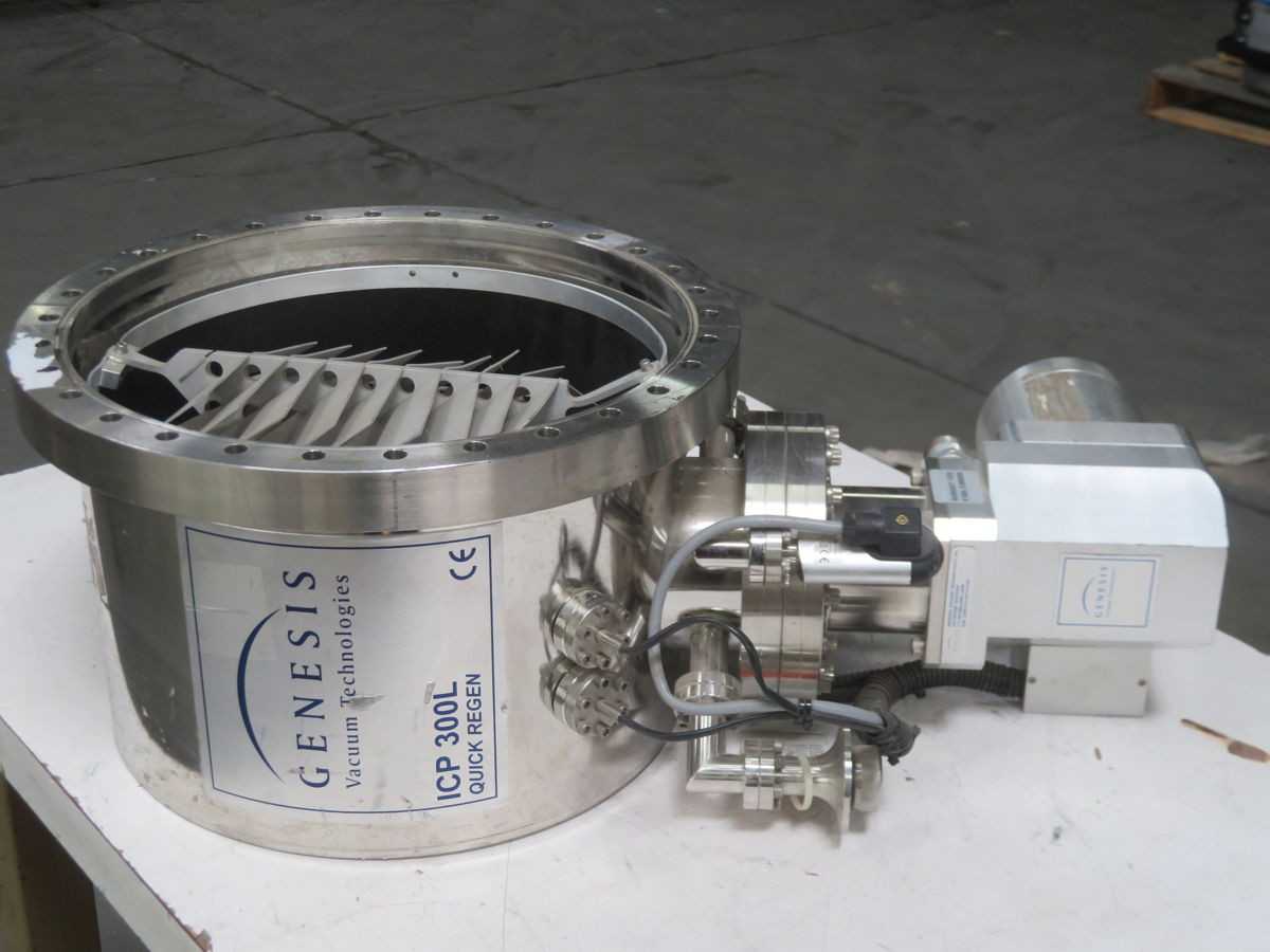 GENESIS 300L 525-140 CRYO VACUUM PUMP, 1200 L/S N2, 4000 L/S H2O, <1X10⁻⁸ TORR ULT PRESS, 40 KG WEIGHT - VACUUM PUMP