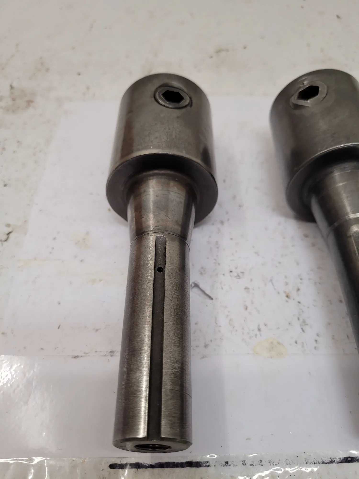 SHARS TOOL R8 END MILL HOLDER (1" BORE DIAMETER) - MACHINE TOOLING