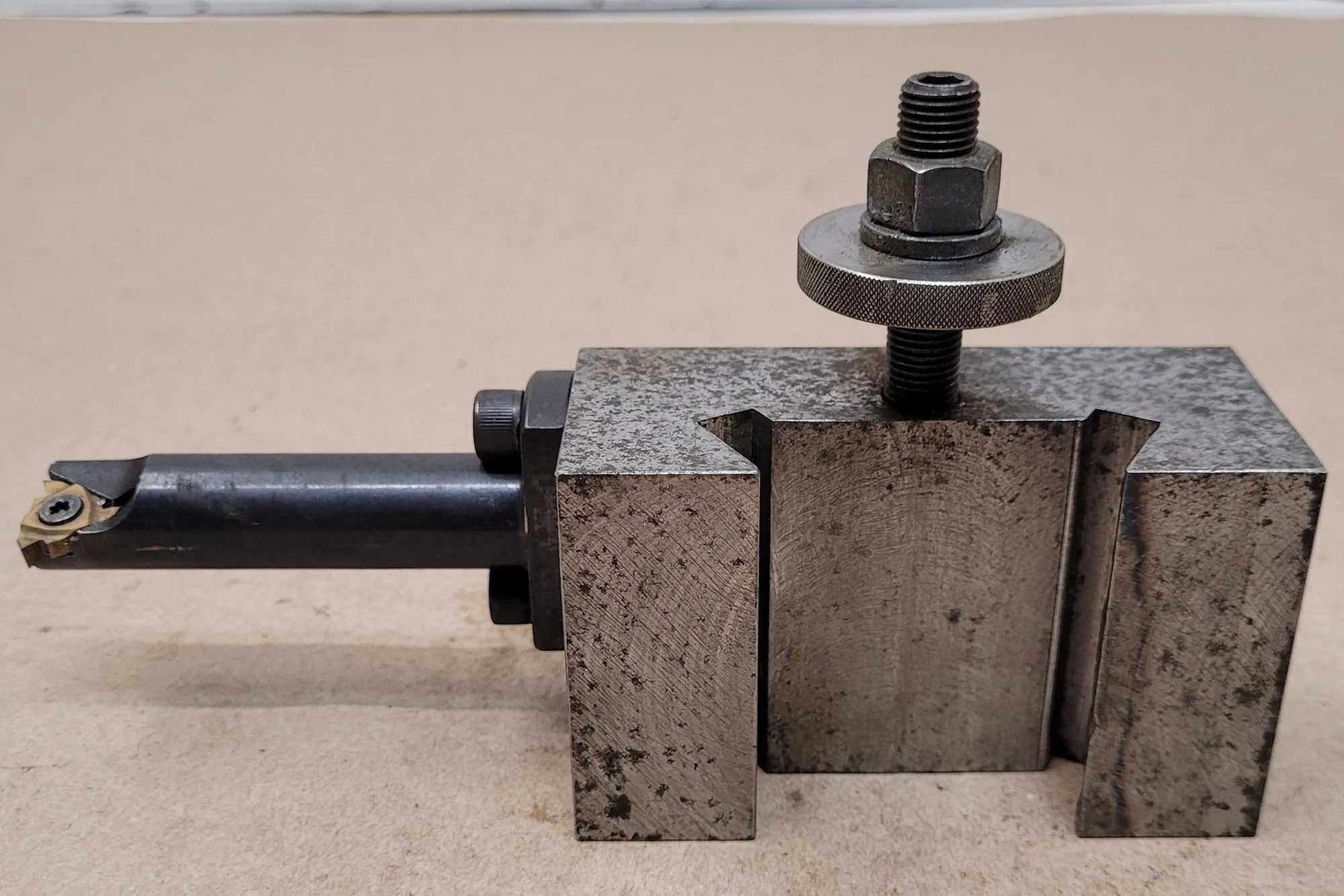 DORIAN 881 QUICK INDEXING TOOLHOLDER/ACC NL75R 3-1/2"W 1-1/2"D 2-1/8"H 2-1/4" WEDGE - MACHINE TOOLING