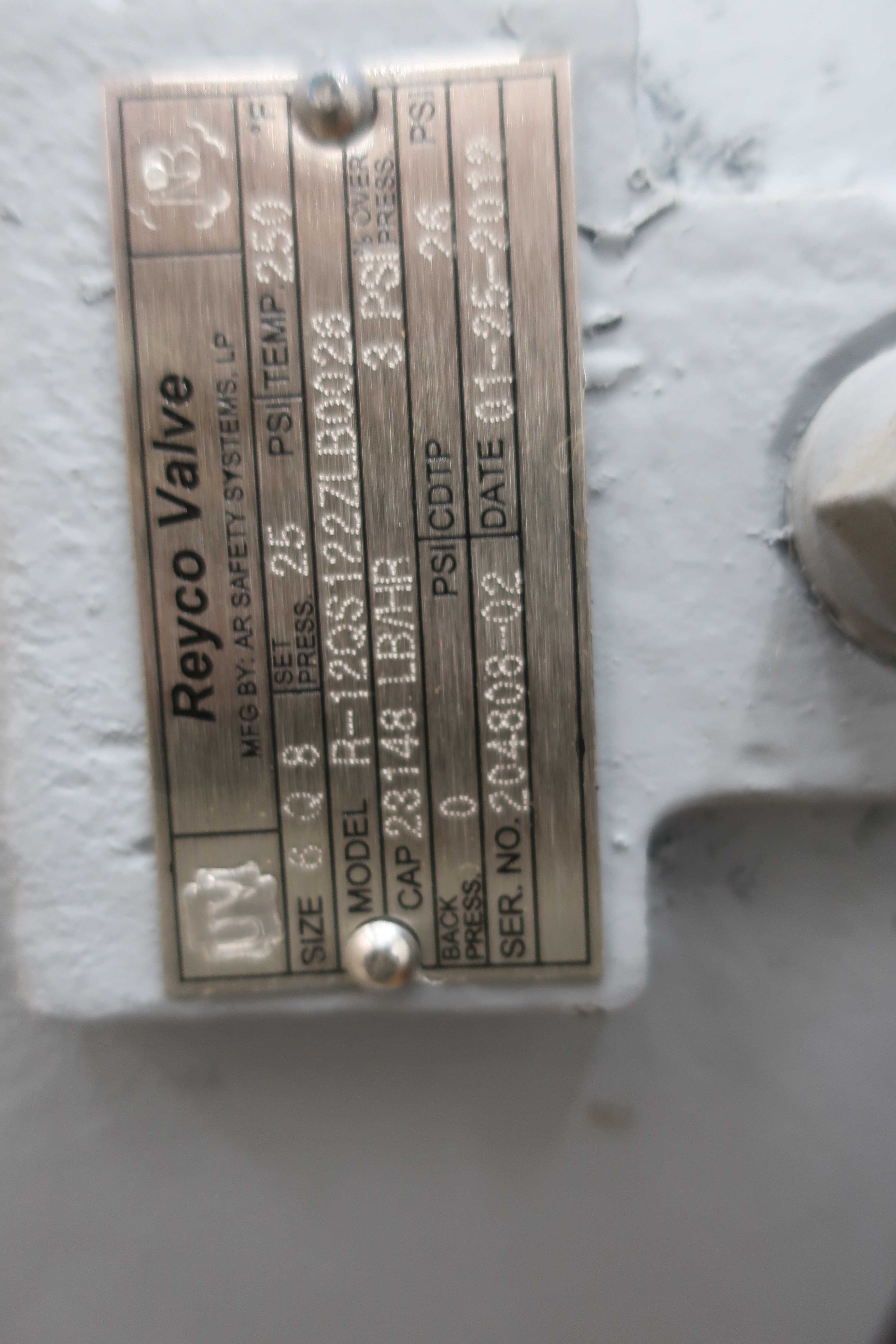 LOT OF 2 RELIEF VALVES - RELIEF VALVE