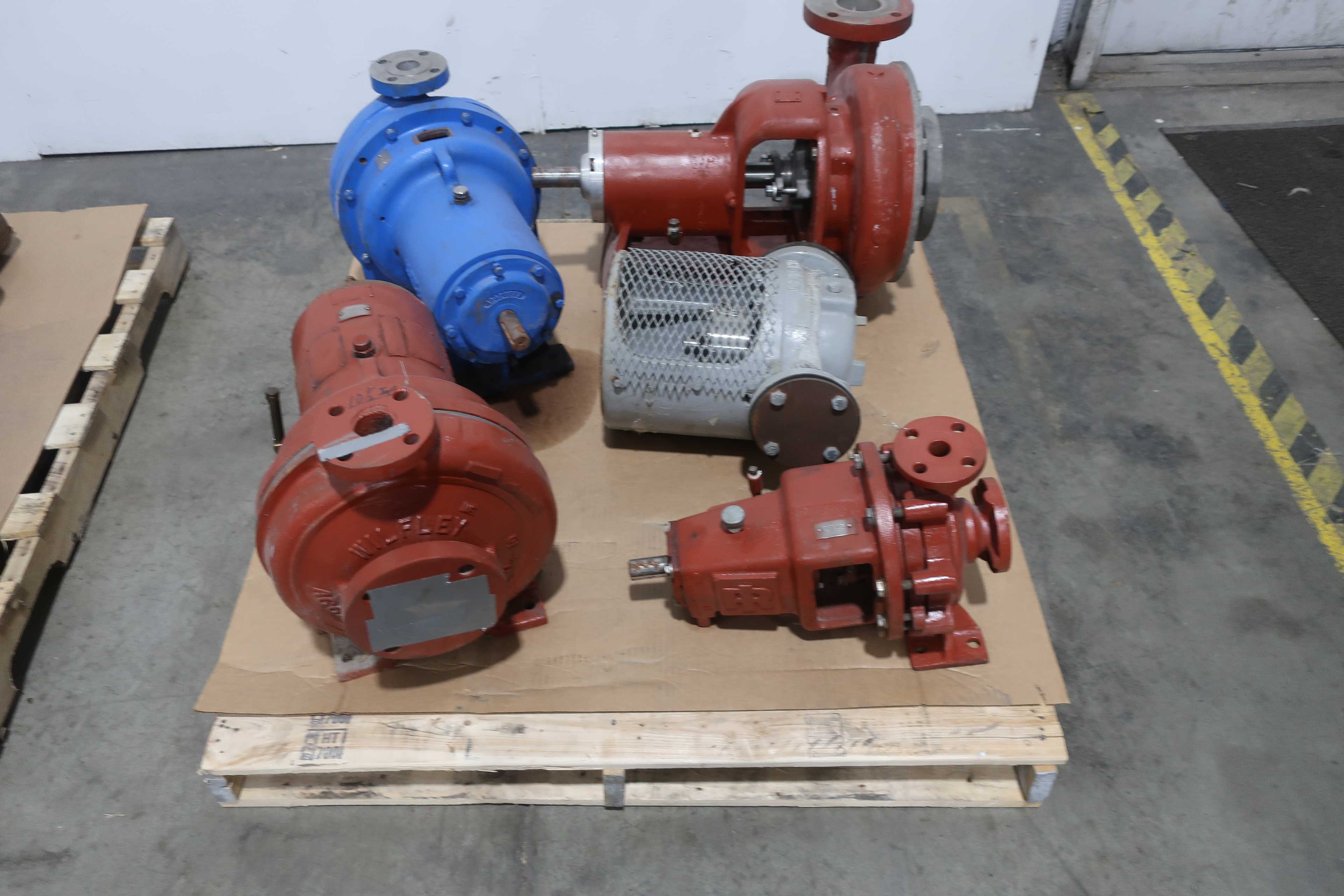 SKU 1740833 - 2 PALLETS OF ASSORTED CENTRIFUGAL PUMPS - CENTRIFUGAL PUMP