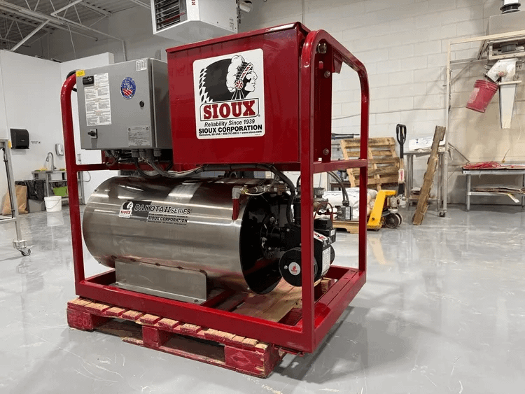 2013 SIOUX DAKOTA II H8* 2750 HOT WATER PRESSURE WASHER/STEAMER - HOT WATER PRESSURE WASHER