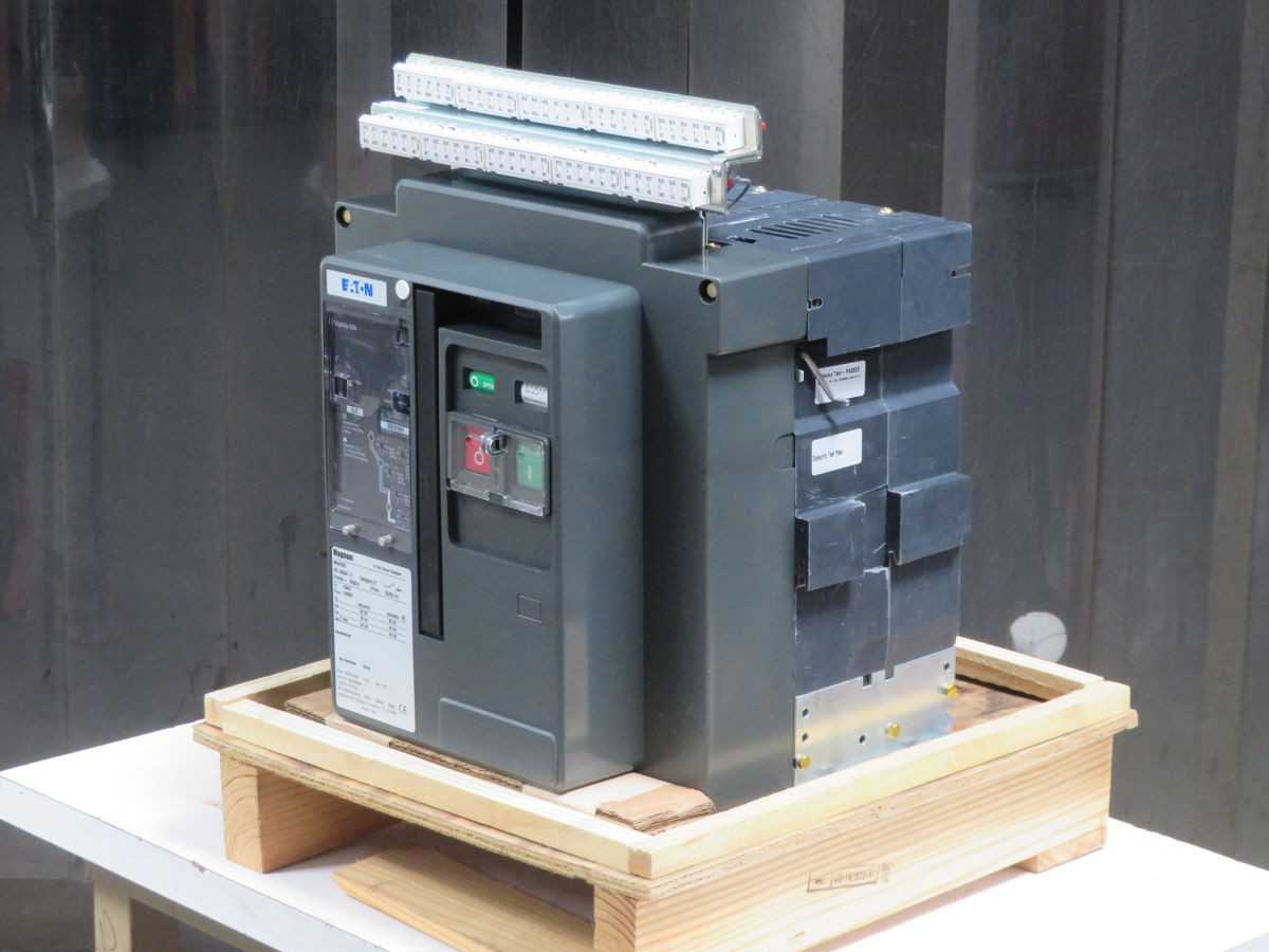 EATON MWI625 MWI6253HE AIR CIRCUIT BREAKER, 3P, 2500A, 635VAC, 85KA @ 635VAC IC, ELEC TRIP - CIRCUIT BREAKERS