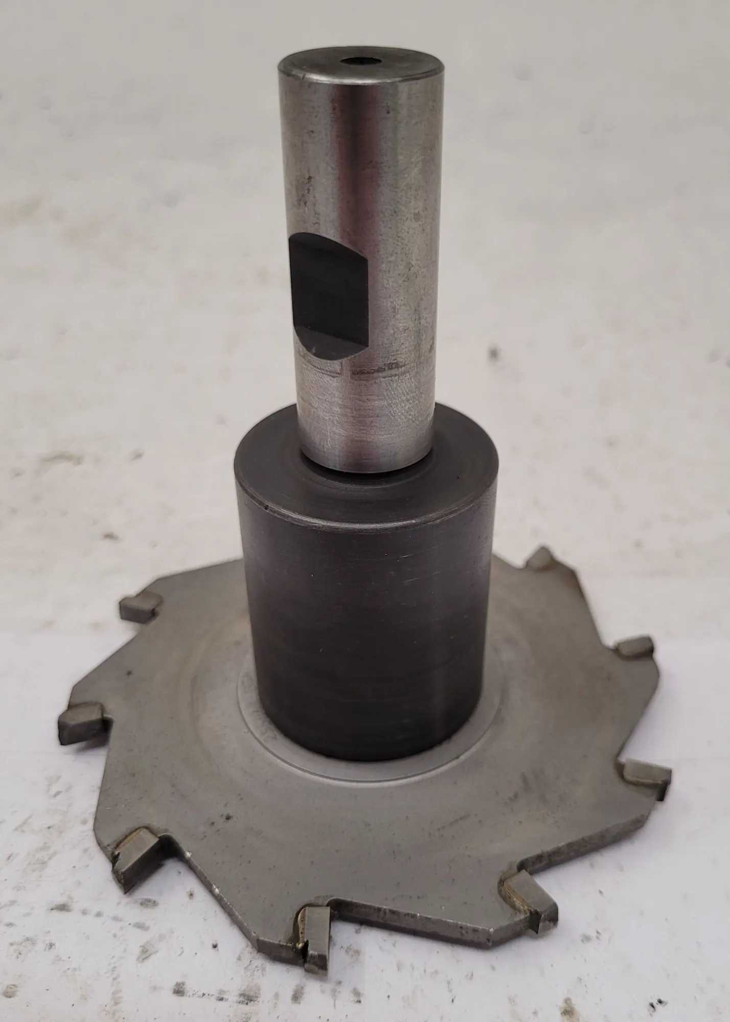 SIERRA AMERICAN SA-1000 SLITTING & SLOTTING SAW ARBOR, 4" DIAMETER, 1/8" THICKNESS, 10 TEETH - MACHINE TOOLING