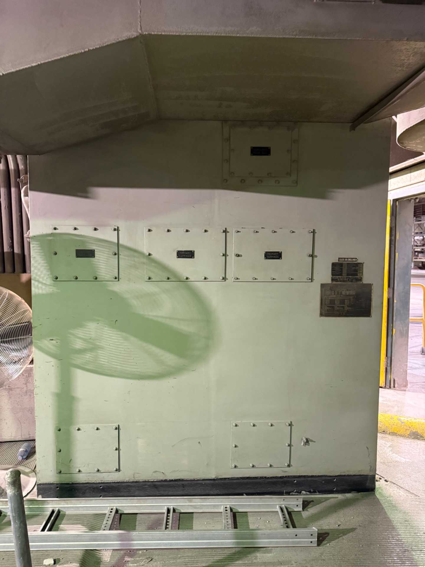1960 Hackbridge and Hewittic Oil-Filled Transformer, 500kW, 13800V/246V, 60Hz, 11210 lbs - OIL FILLED TRANSFORMERS