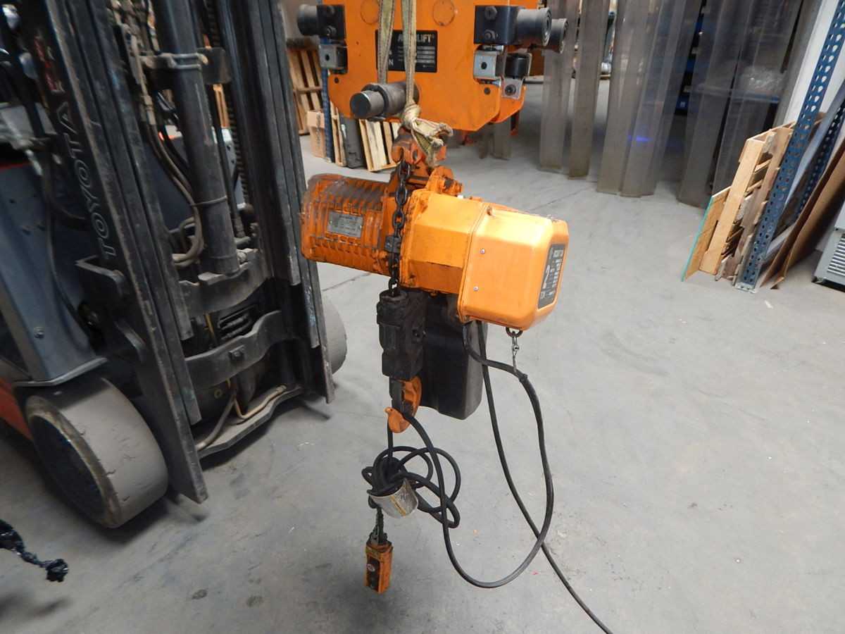 ACCOLIFT 2 TON 2330040 ELECTRIC CHAIN HOIST - ELECTRIC HOISTS
