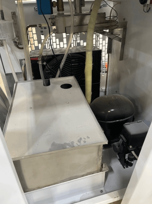2022 D-MEI HUMIDITY AND TEMPERATURE TESTING CABINET
