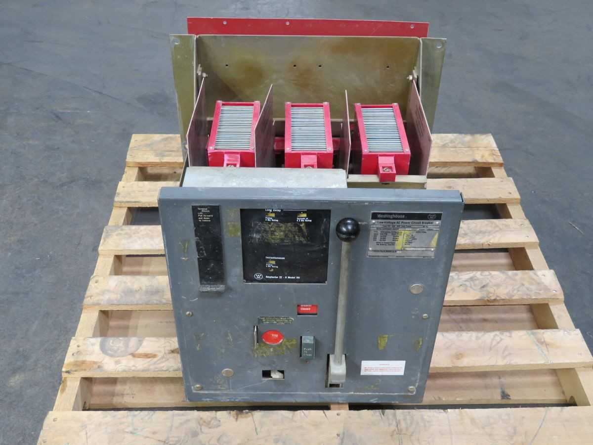 WESTINGHOUSE DS-206 CIRCUIT BREAKERS, 3 POLE, 800 A FRAME, 600 VAC MAX, 42 KA INT CAP - CIRCUIT BREAKERS