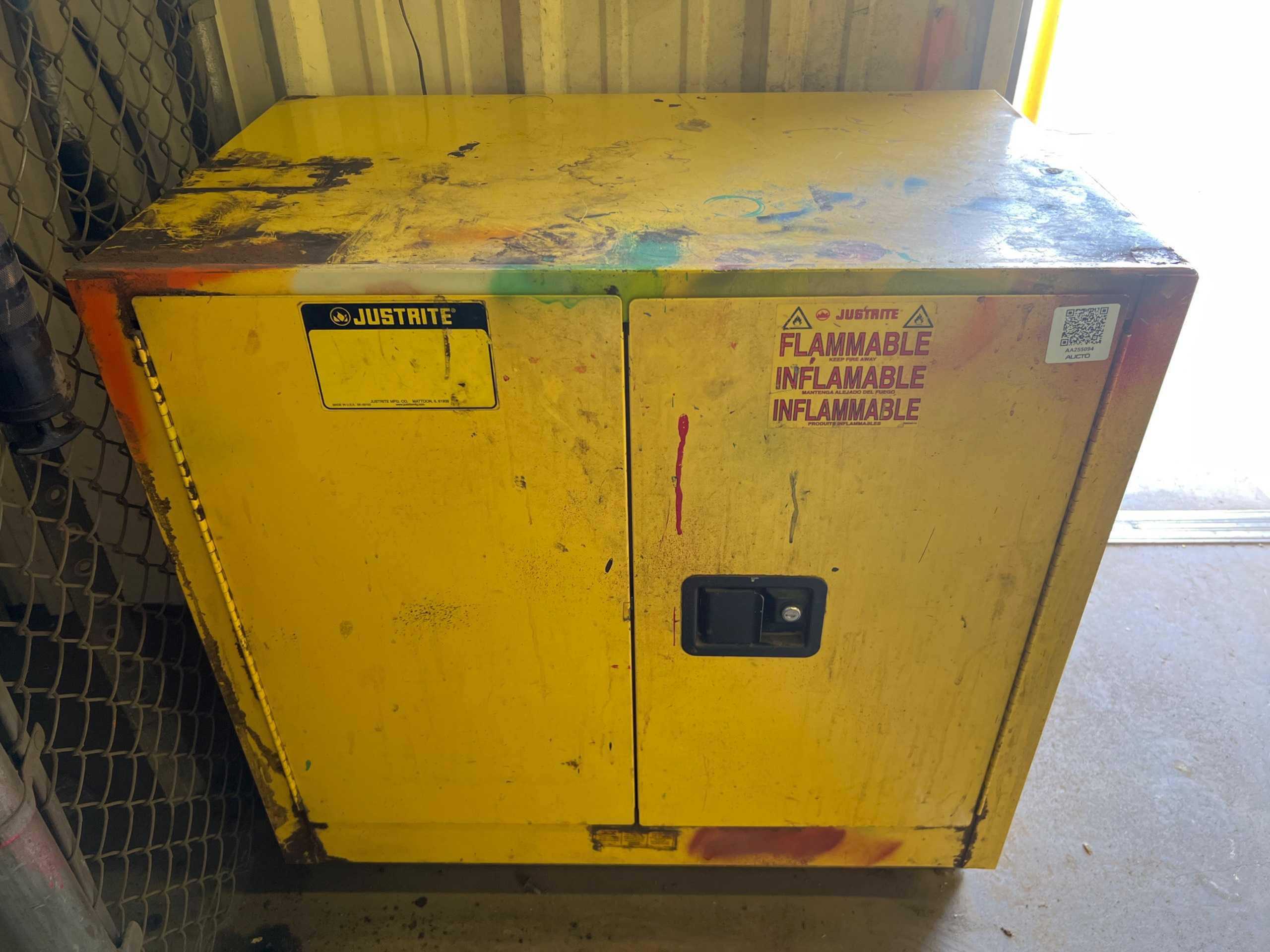 JUSTRITE FLAMMABLE STORAGE CABINET - FLAME PROOF STORAGE CABINET