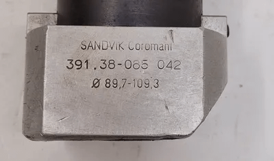 SANDVIK COROMANT BORING HEAD W/ CAT 50 TOOL HOLDER, MODEL 391.38-085 042 - MACHINE TOOLING