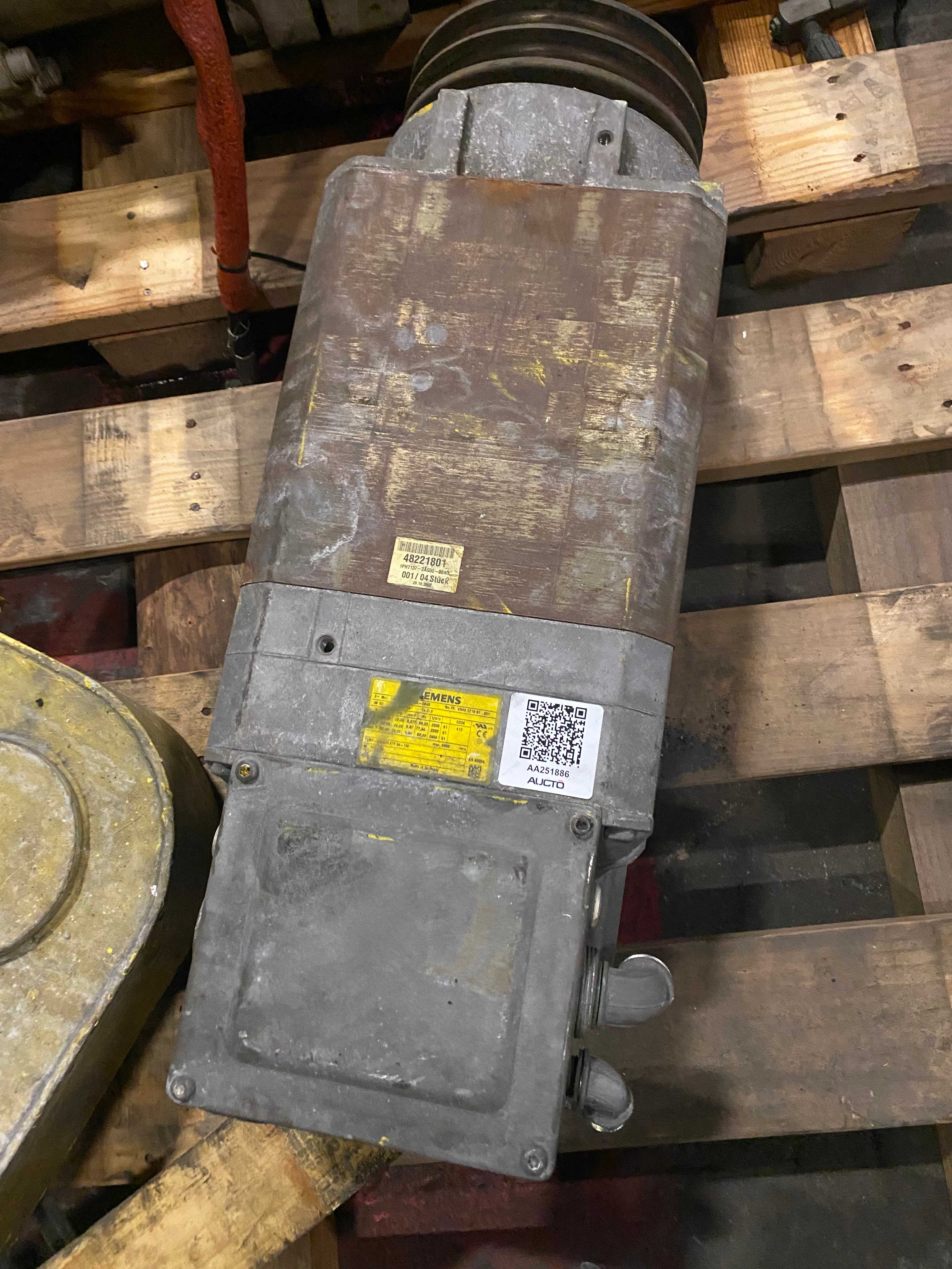 QTY 4- SIEMENS 1PH7137-2AG0D AC MOTOR -