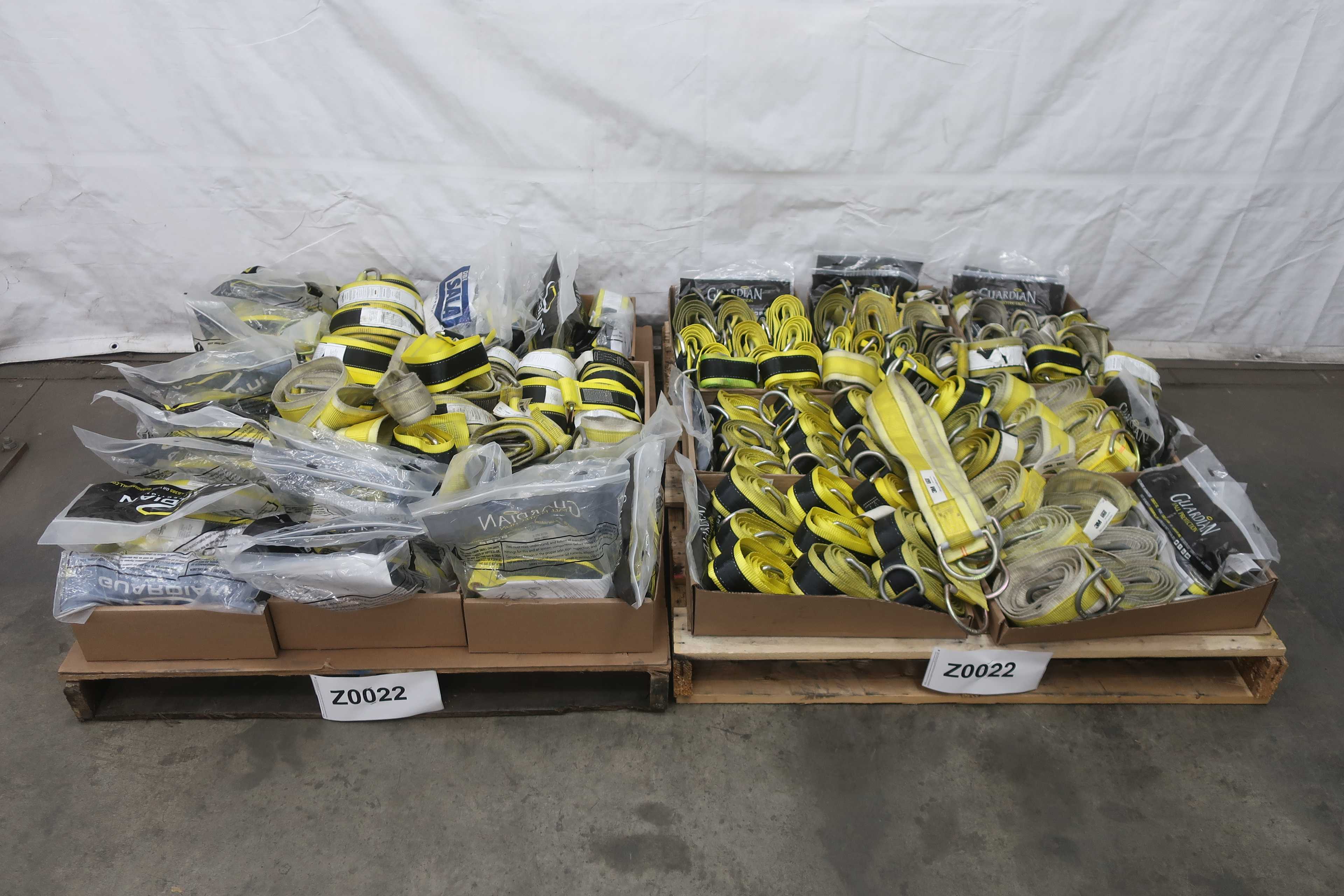 2 PALLETS OF 3M FALL PROTECTION CROSS ARM STRAPS - SAFETY EQUIPMENT