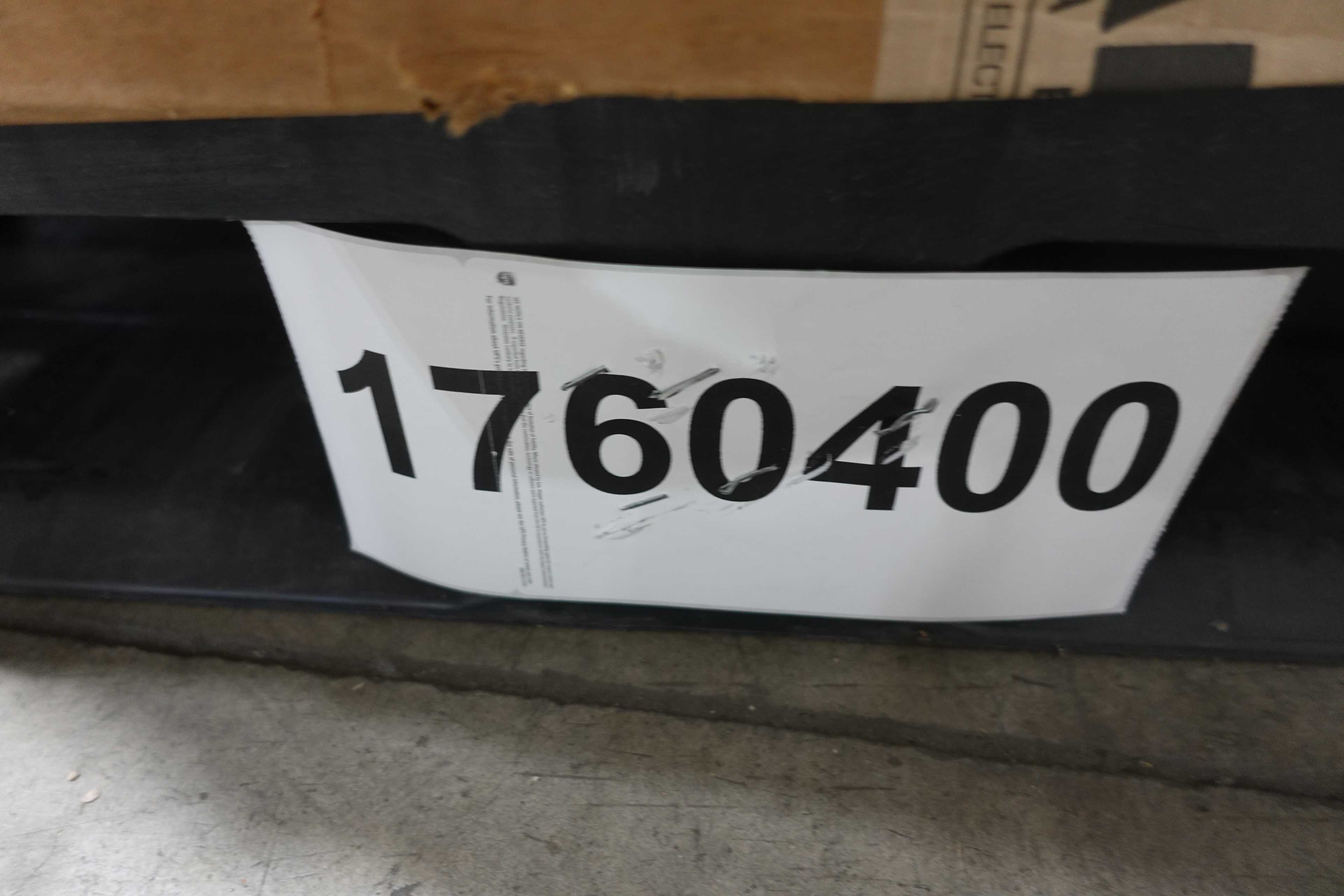 SKU 1760400 - PALLET OF AMPHENOL HVPT2A35 HEAVY DUTY POWER CONNECTORS, NEW IN BOX - ELECTRICAL COMPONENTS