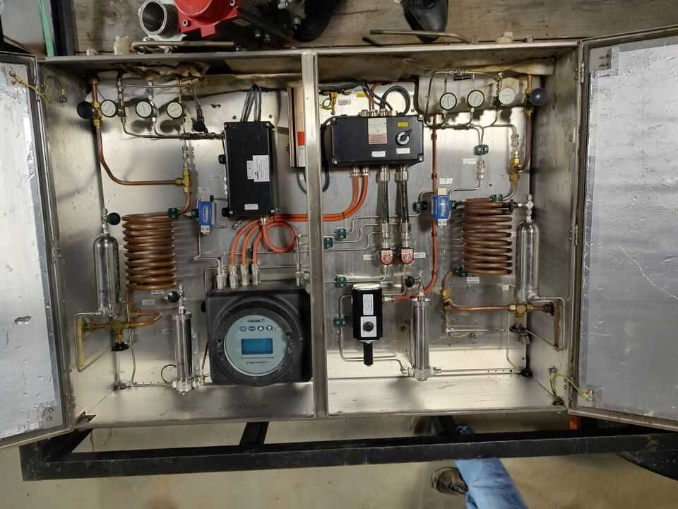 MICHELL LIQUIDEW EEXD LIQUID ANALYZER - LIQUID ANALYZER