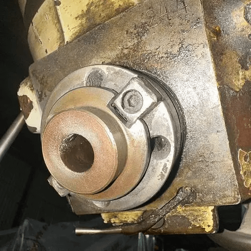 TOS KURIM FINESA UNIVERSAL MILLING MACHINE 40 TAPER SPINDLE 11.5"X49" TABLE POWER FEED X - MILLING MACHINES