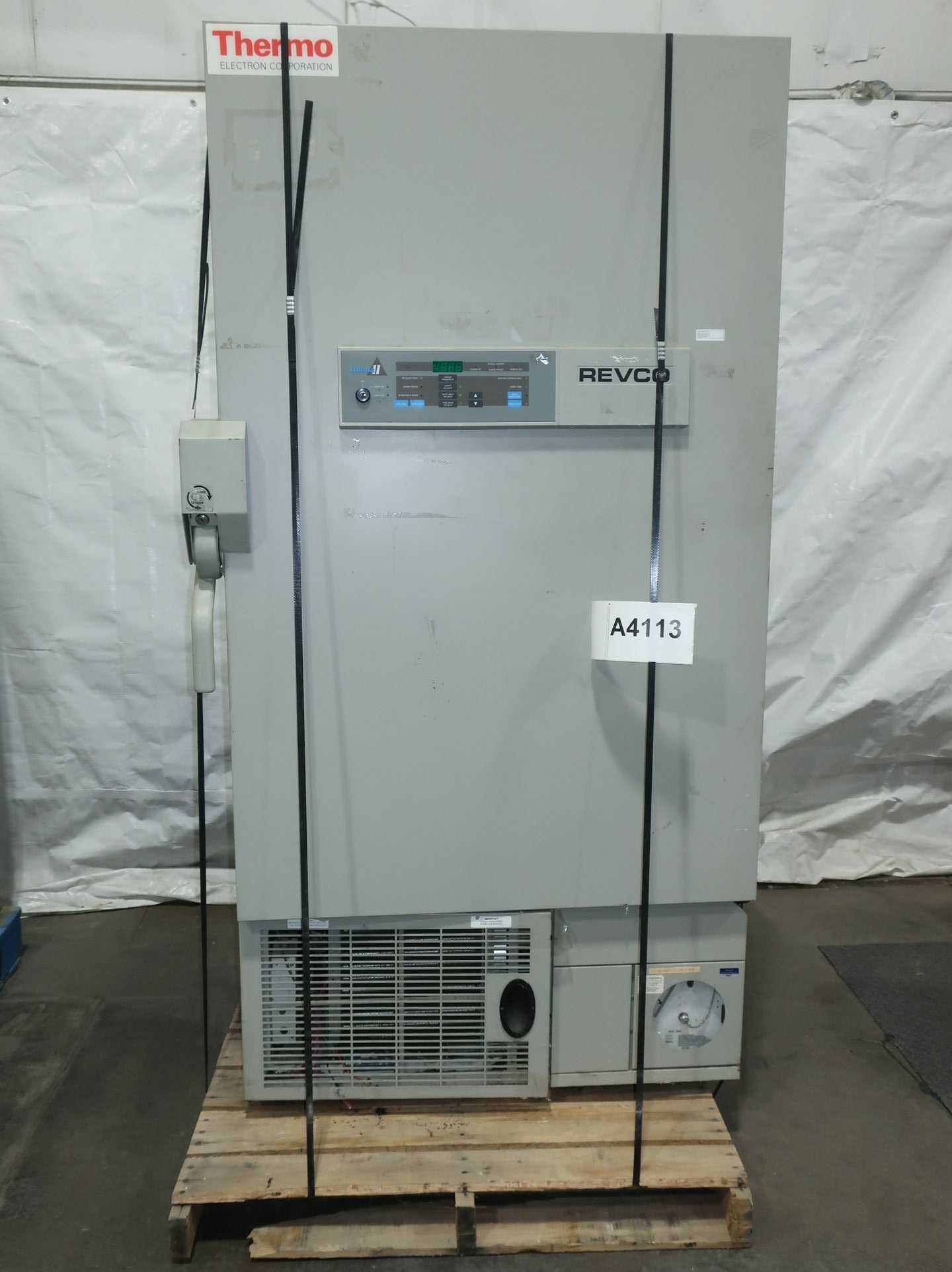 THERMO ELECTRON CORPORATION, REVCO, ULTRA LOW TEMPERATURE FREEZER - LAB & SCIENTIFIC