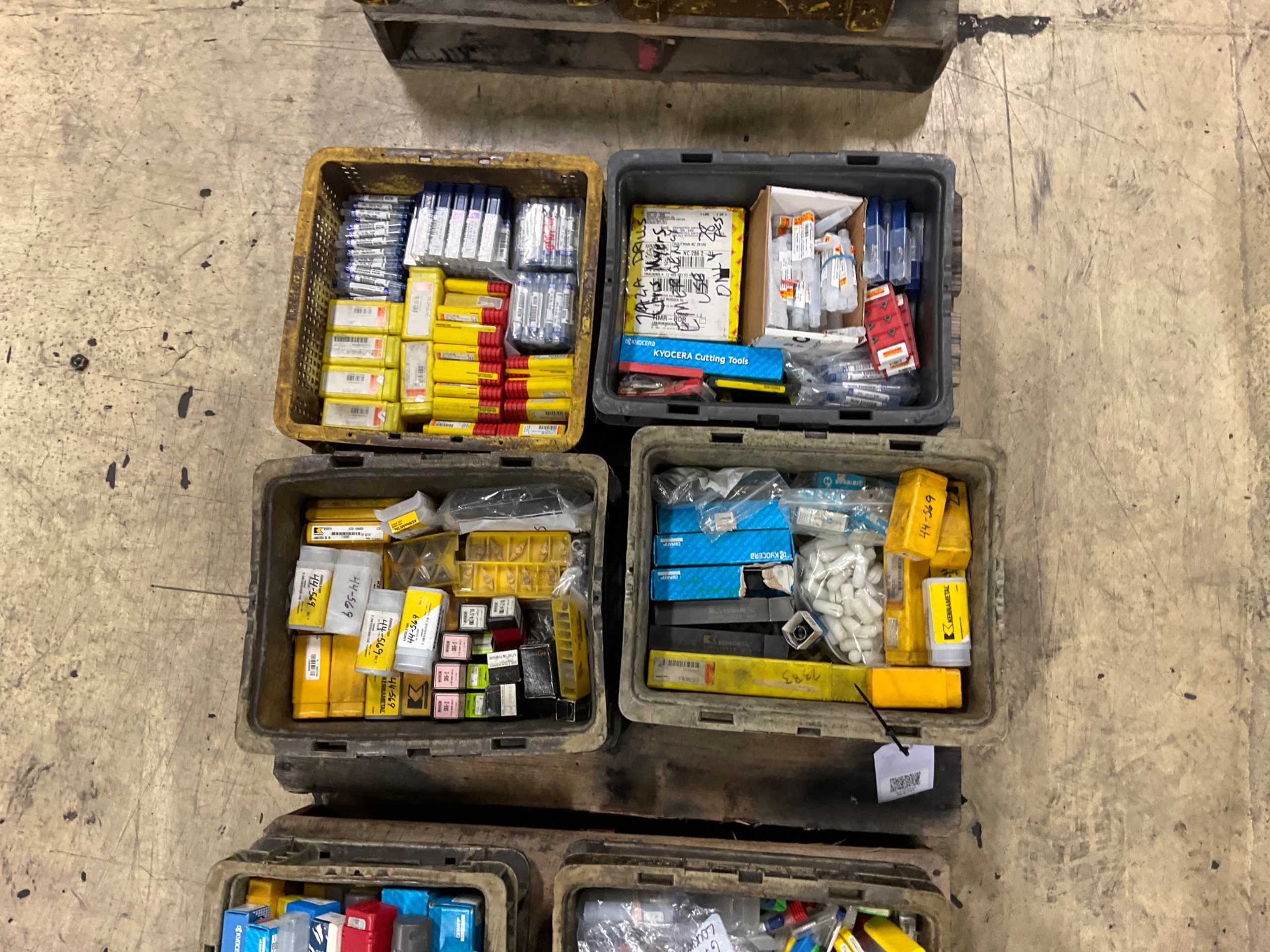 BULK QTY OF INDUSTRIAL PARTS BULK QTY OF INDUSTRIAL PARTS