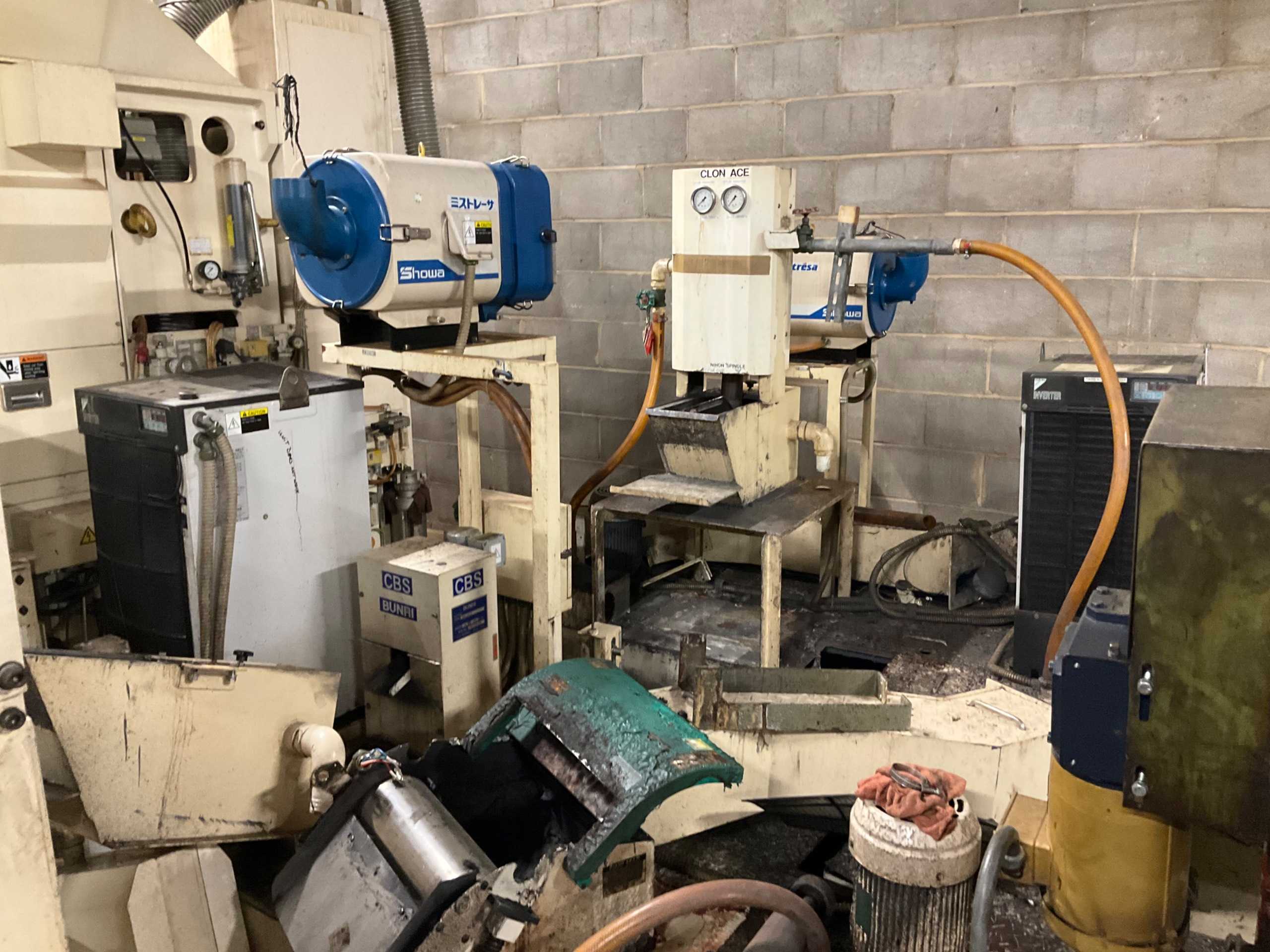 QTY 2: DAIKIN AKZJ358 OIL COOLING UNIT - COOLING EQUIPMENT