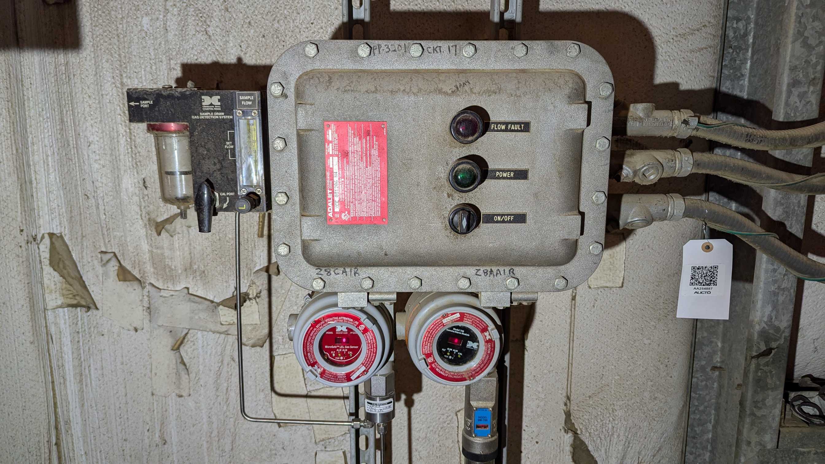 DETCON SD-1X1 GAS ANALYZER - GAS ANALYZER