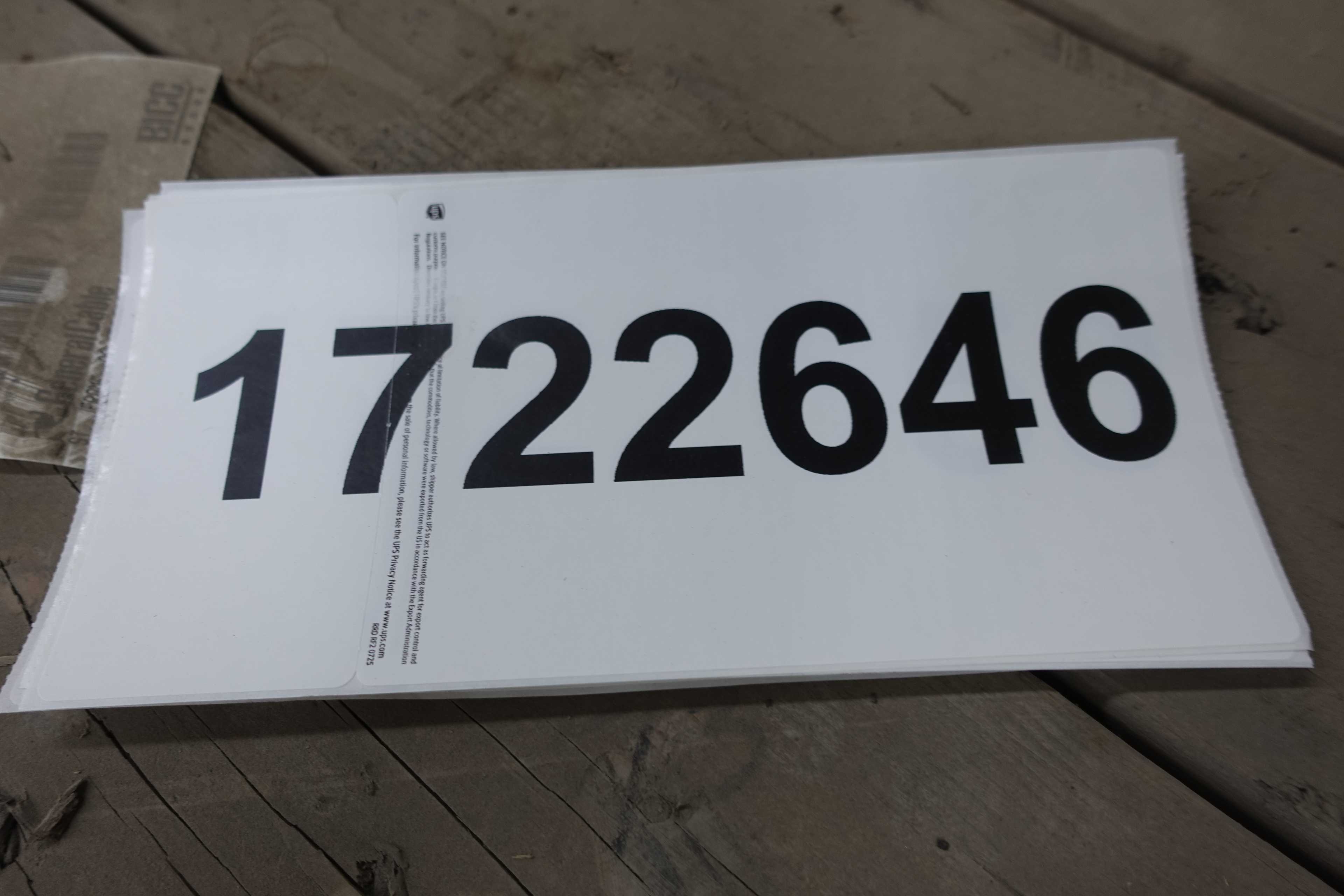 SKU 1722646 - LOT OF 6 IKO LRXG 85 C1 E151 LINEAR BEARINGS - LINEAR BEARING