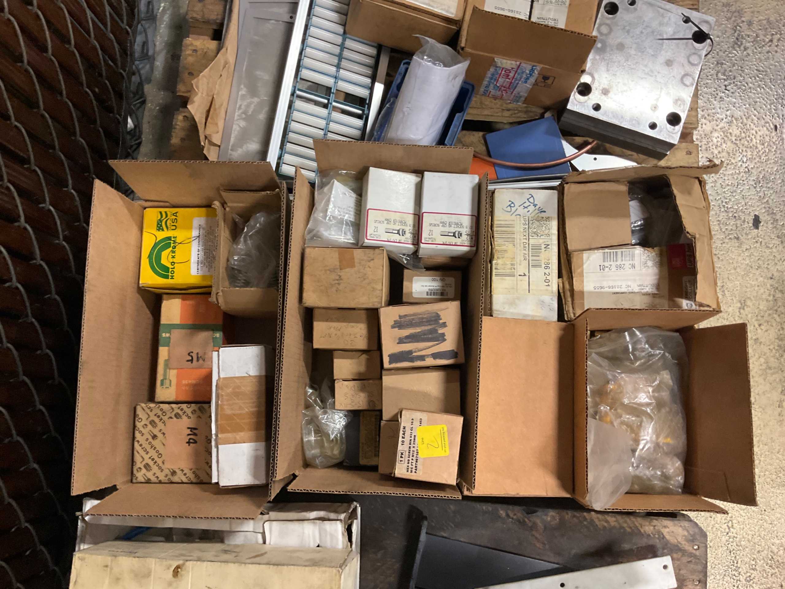BULK QTY OF INDUSTRIAL PARTS - INDUSTRIAL PARTS