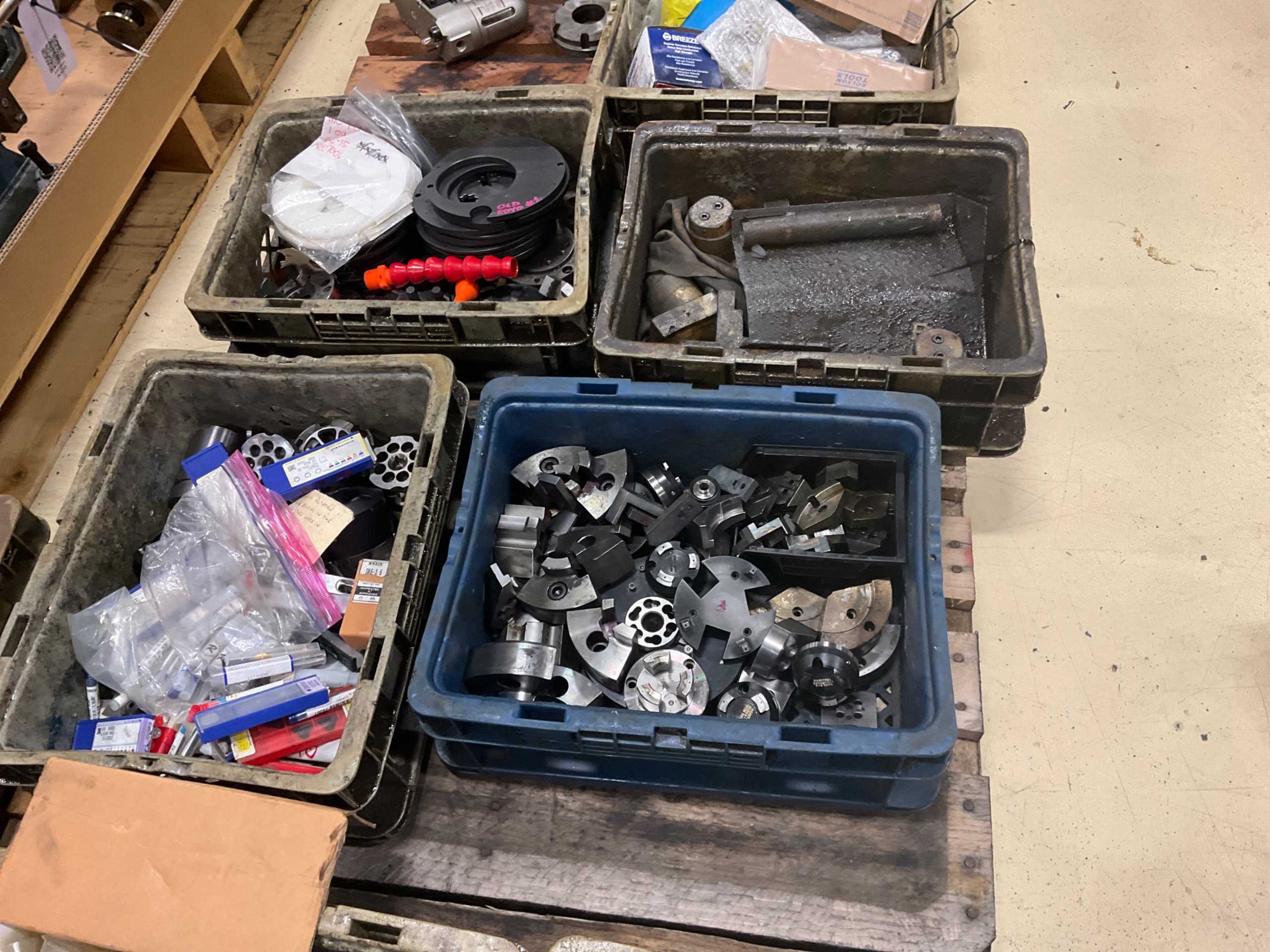 BULK QTY OF INDUSTRIAL PARTS - INDUSTRIAL PARTS
