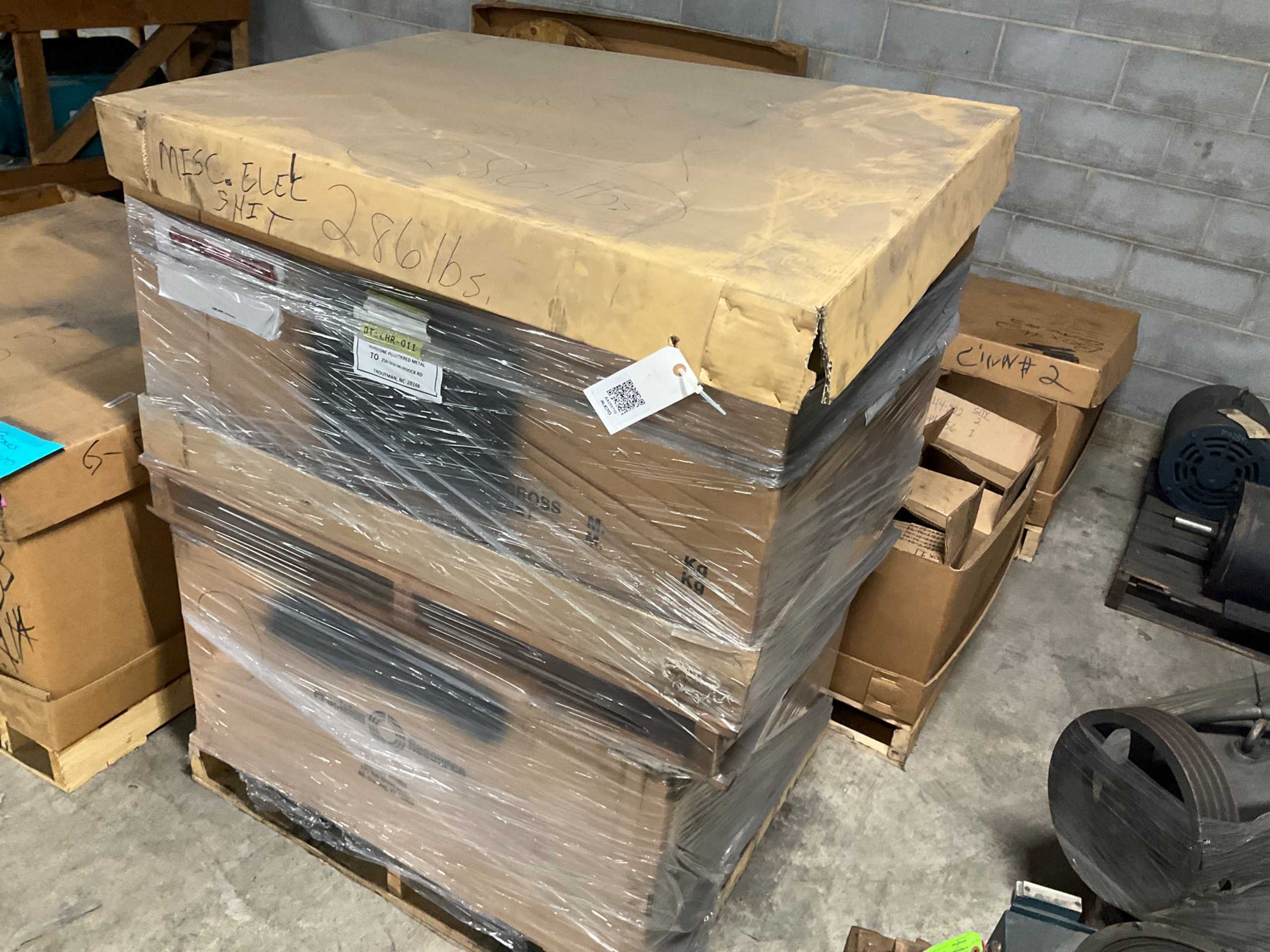 BULK QTY OF INDUSTRIAL PARTS - INDUSTRIAL PARTS