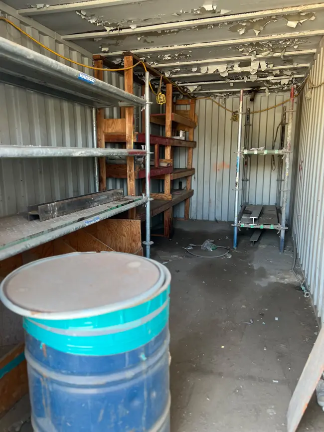 CONTAINER WITH CONTENTS - undefined