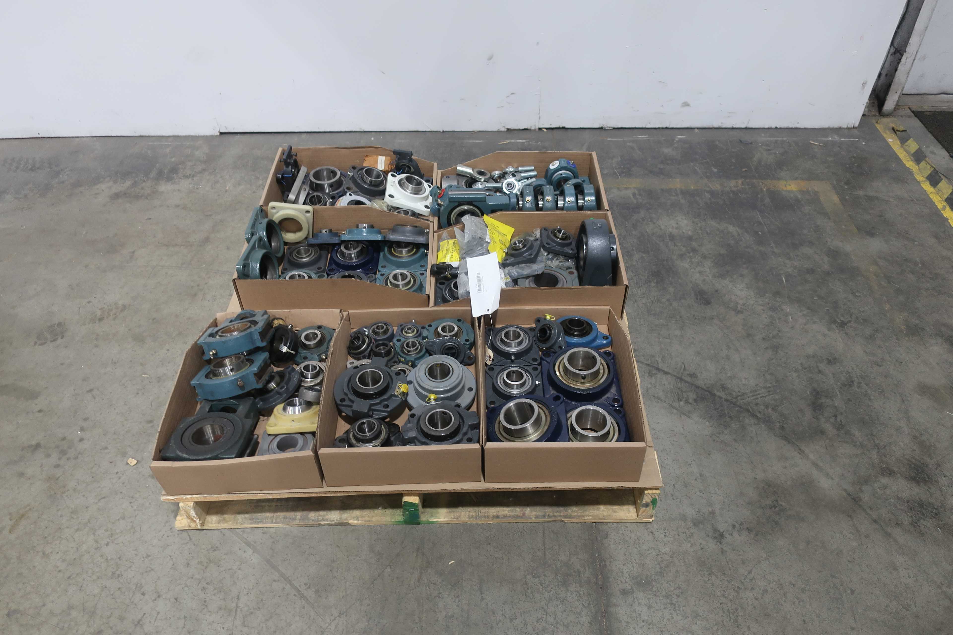 SKU 1749404 - PALLET OF ASSORTED PILLOW BLOCK, ROD END AND MOUNTED BEARINGS - BEARINGS
