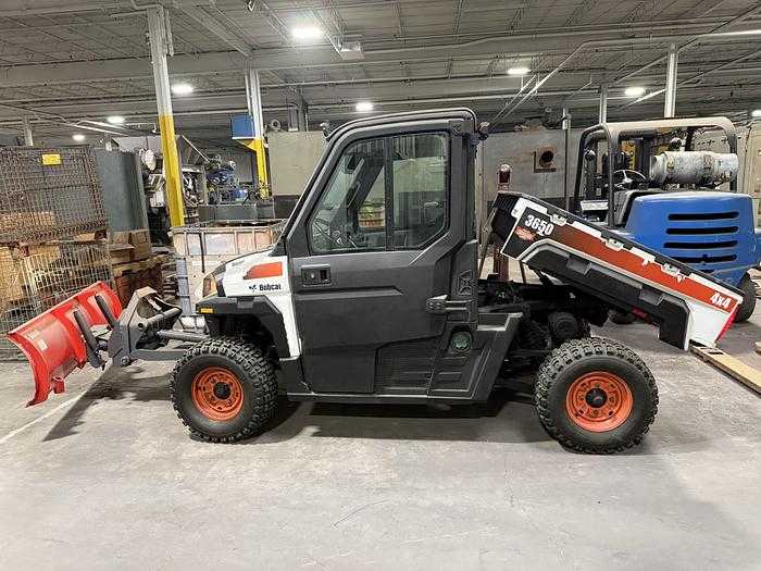 BOBCAT 3650 UTILITY VEHICLE - 24HP, 30MPH, 4X4, 1250LBS CARGO CAPACITY - UTILITY VEHICLES