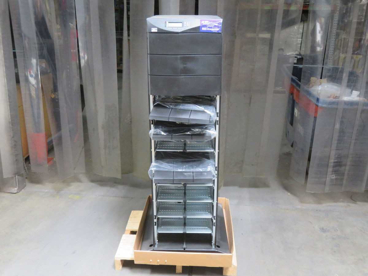 EATON 660C120AAAAAAAI ENCLOSURE, 12-SLOT, 208V 3-PHASE OUTPUT, 27 KVA MAX CAPACITY - UPS