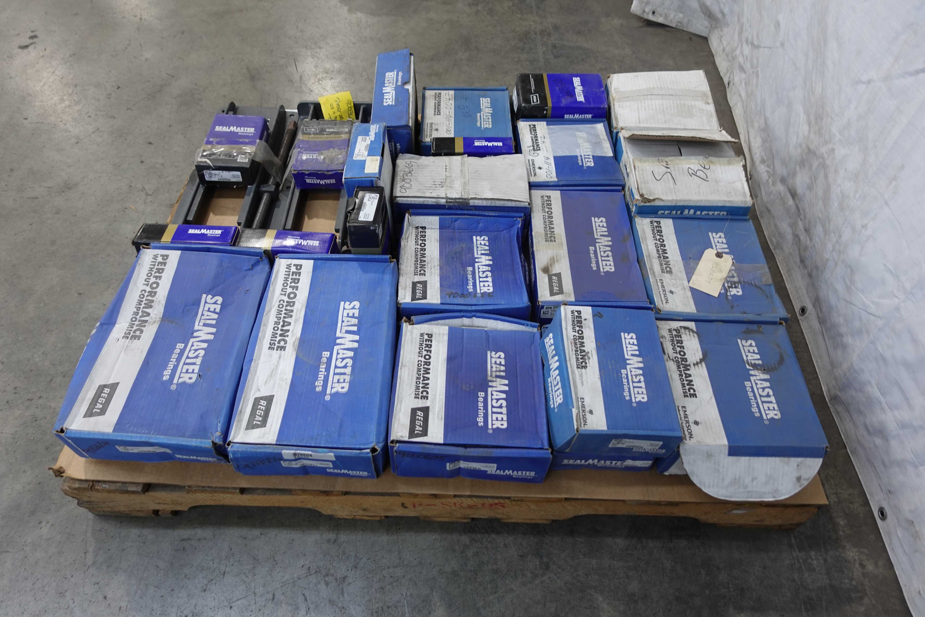 SKU 1739356 - PALLET OF ASSORTED SEAL MASTER BEARINGS - BEARINGS