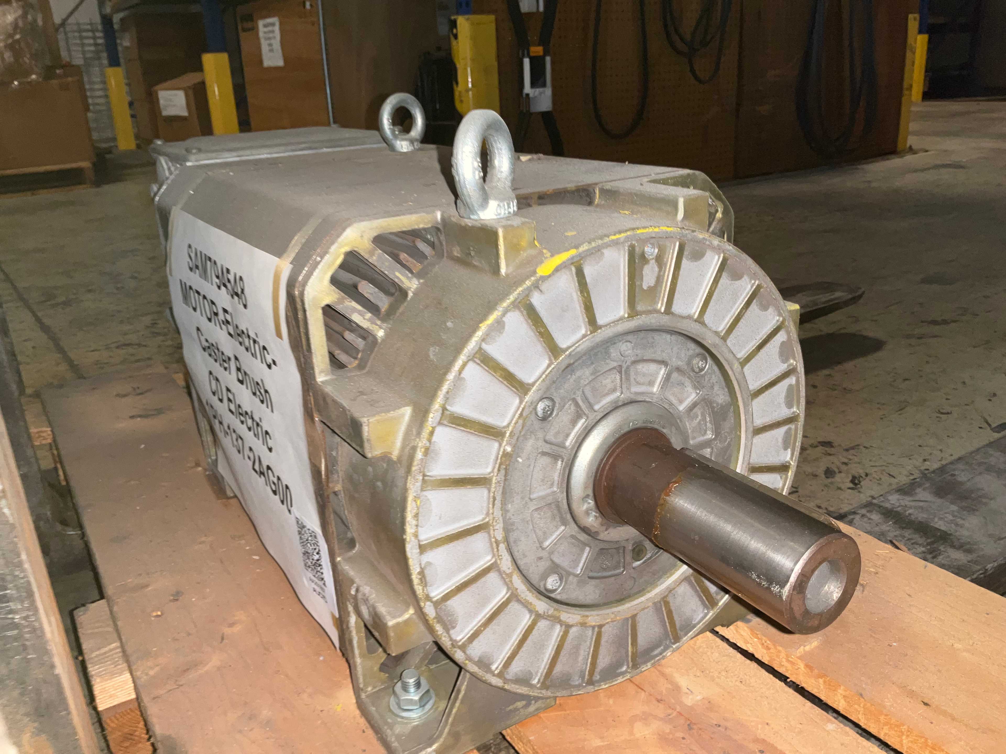 SIEMENS CORP 1PH7137-2AG00-OBAO AC MOTOR - AC MOTOR