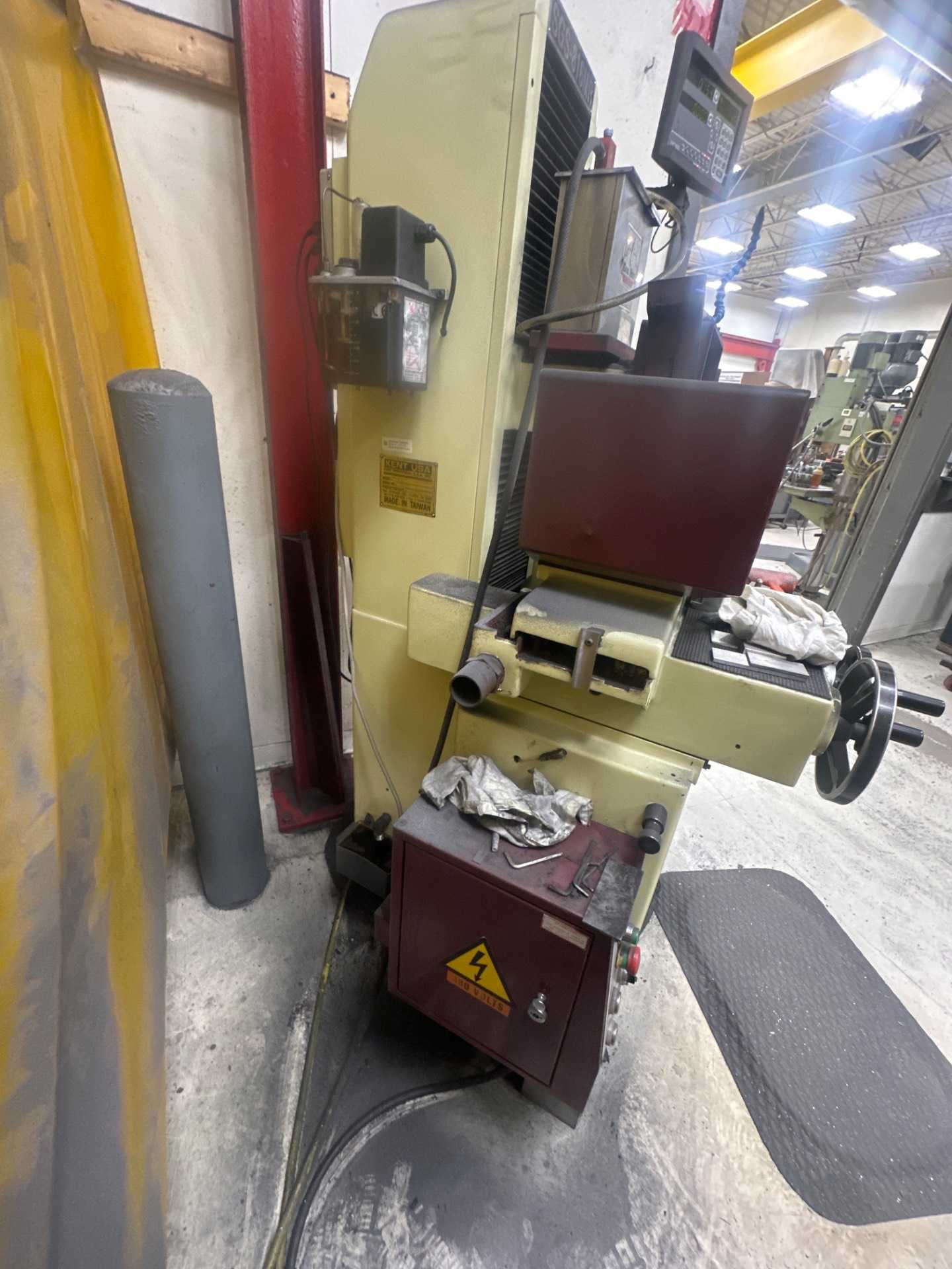 2017 KENT USA SGS-816MR SURFACE GRINDER, 8X16IN, 2HP, 3500 RPM, RAPID ELEVATION, 1540 LBS - SURFACE GRINDERS