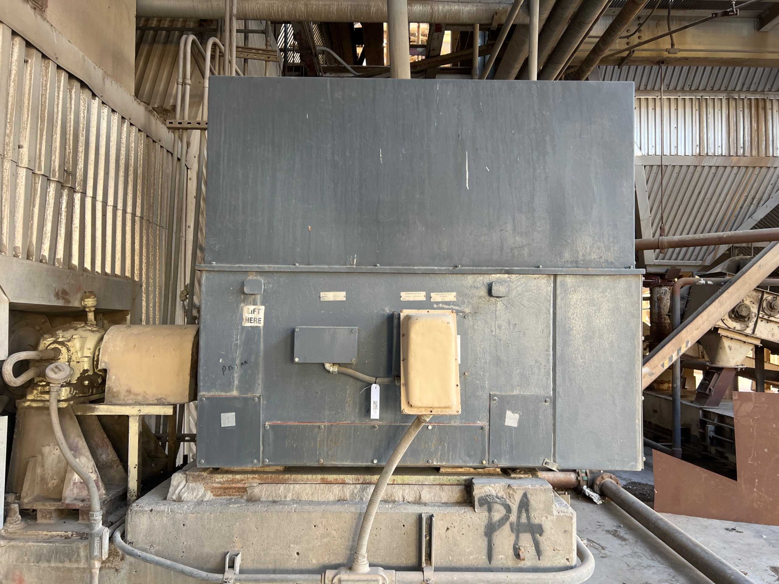 GENERAL ELECTRIC AC MOTOR - AC MOTOR