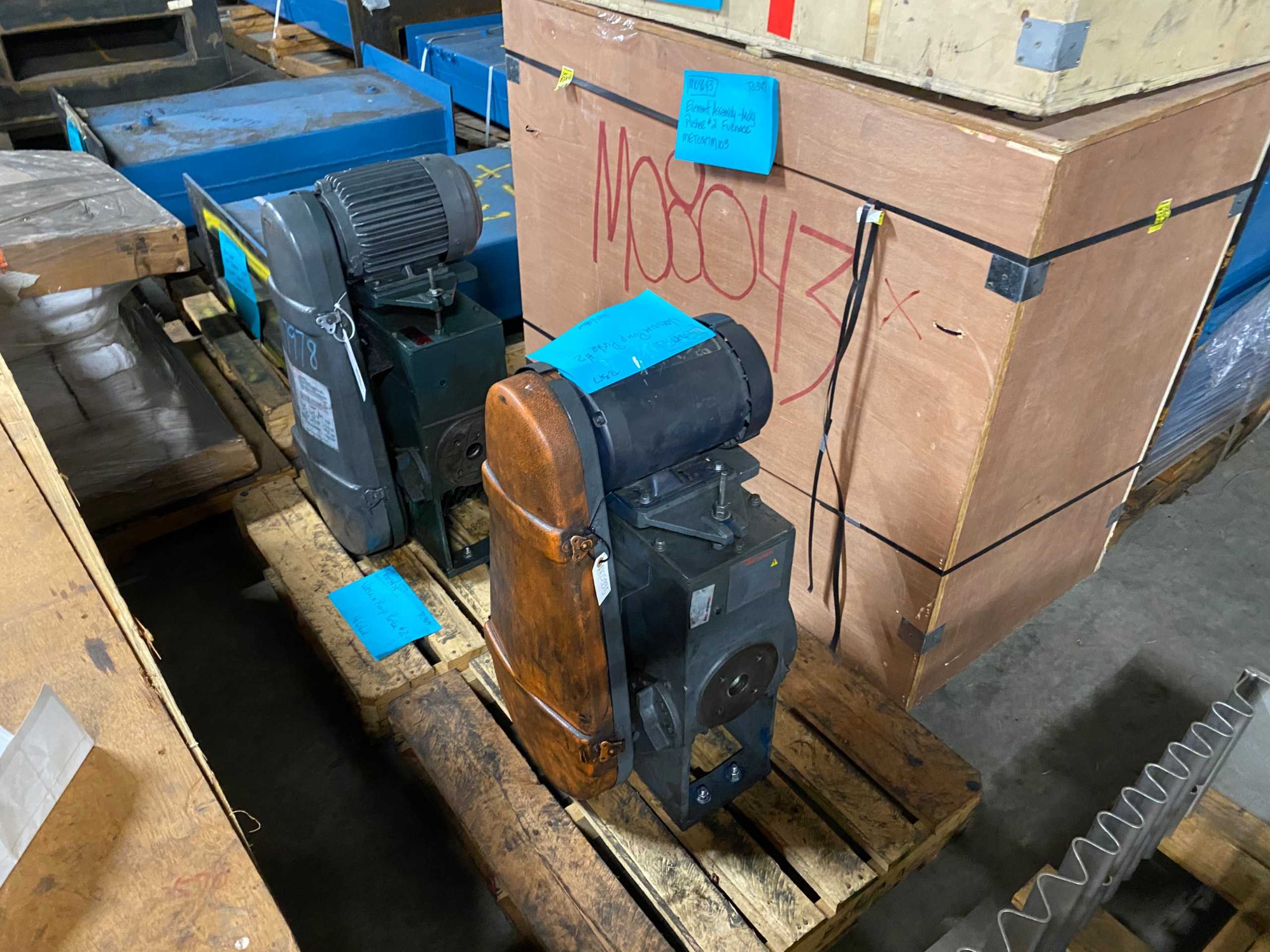 QTY 2: VACUUM PUMP