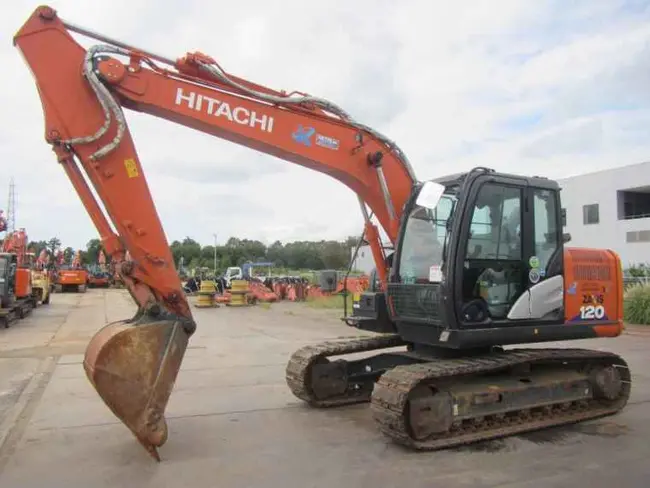 2019 HITACHI ZX120-6 CRAWLER EXCAVATOR - undefined