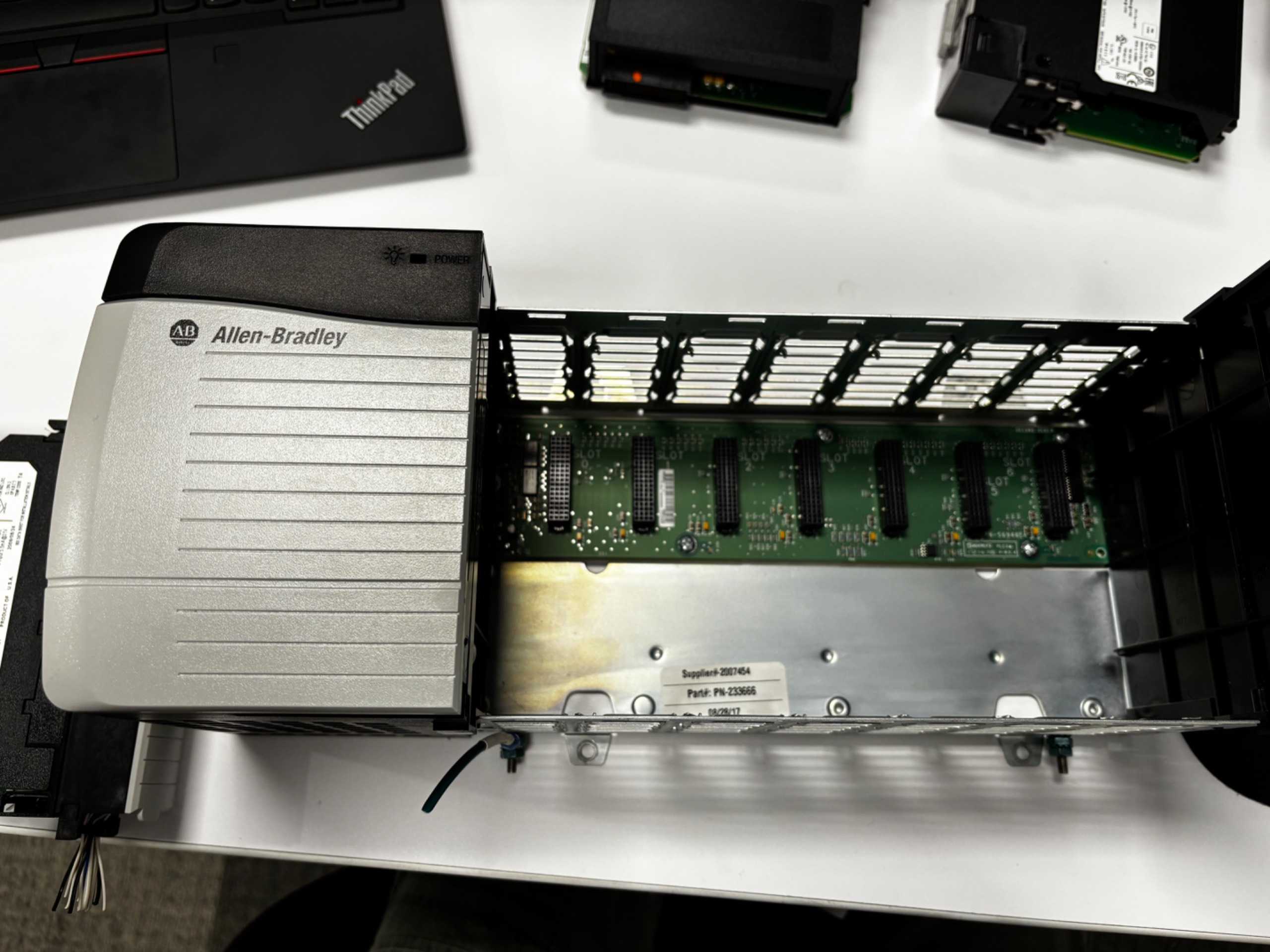 2017 ALLEN-BRADLEY CONTROLLOGIX 7 SLOTS CHASSIS PLC RACK & POWER SUPPLY - PLC & DCS MODULES