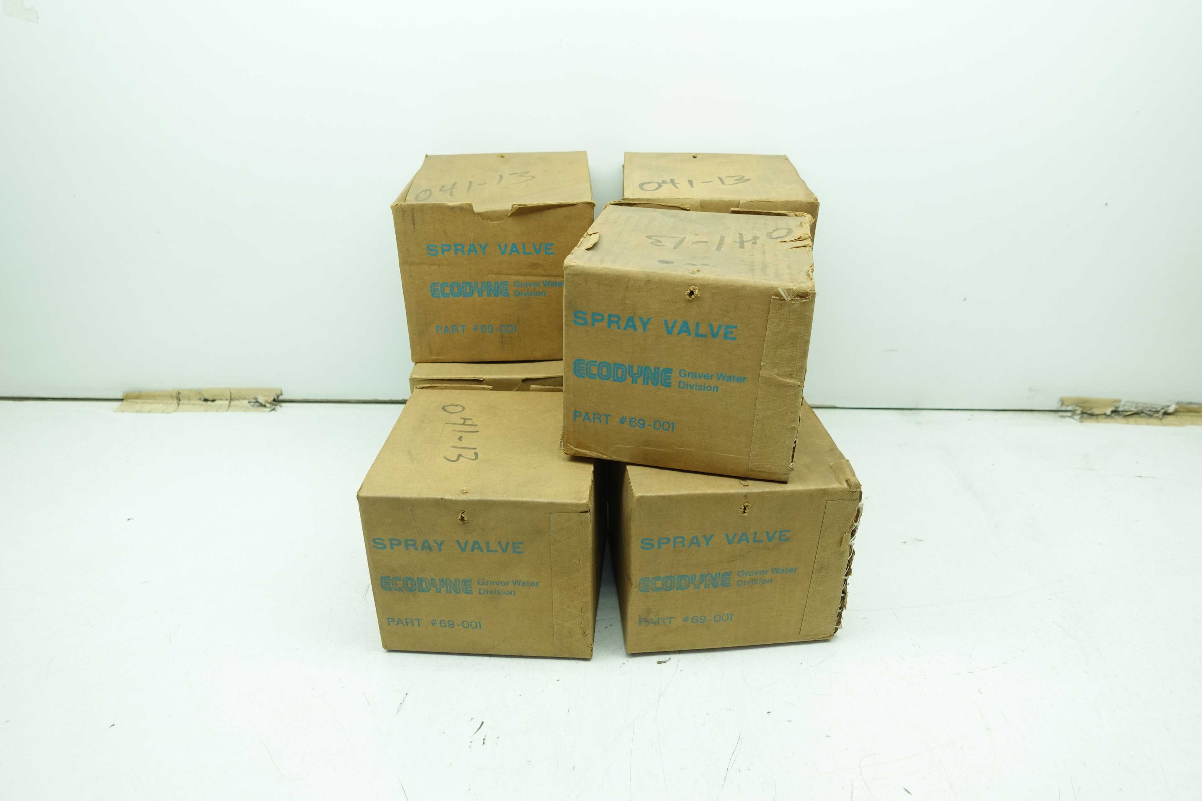 SKU 1079589 - LOT OF 7 ECODYNE 69-001 GRAVER SPRAY VALVES - VALVES