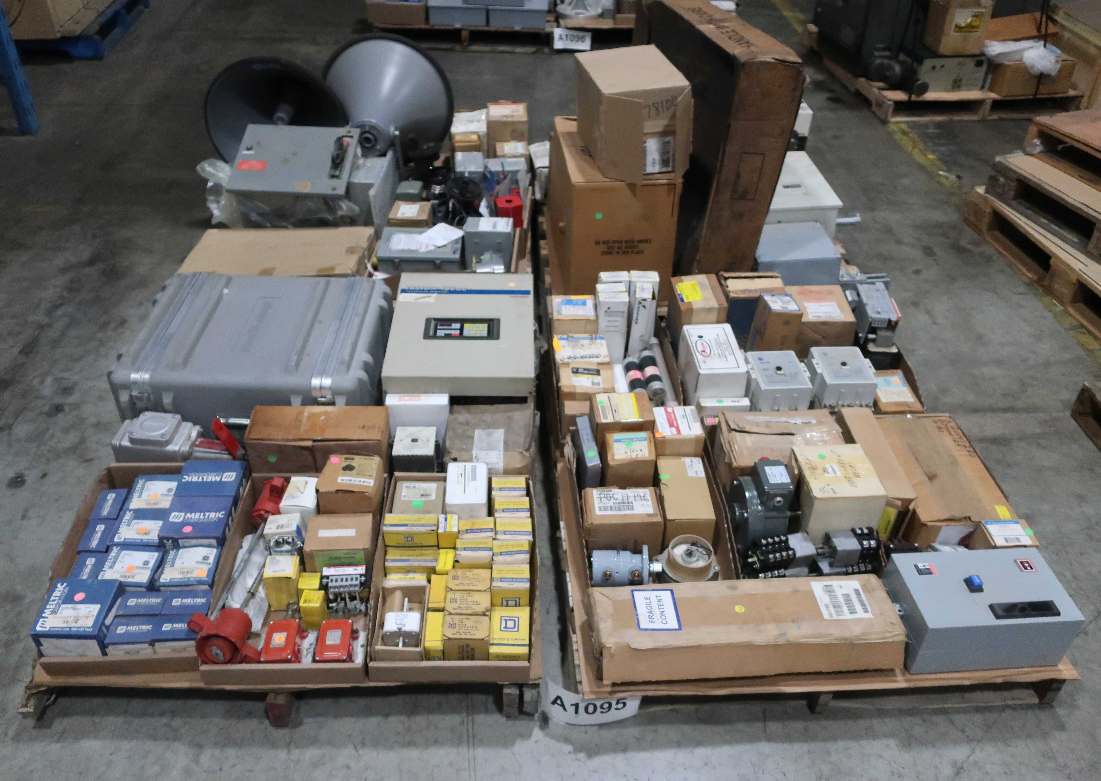 4 PALLETS OF ASSORTED ELECTRICAL AND CONTROLS - ELECTRICAL PARTS
