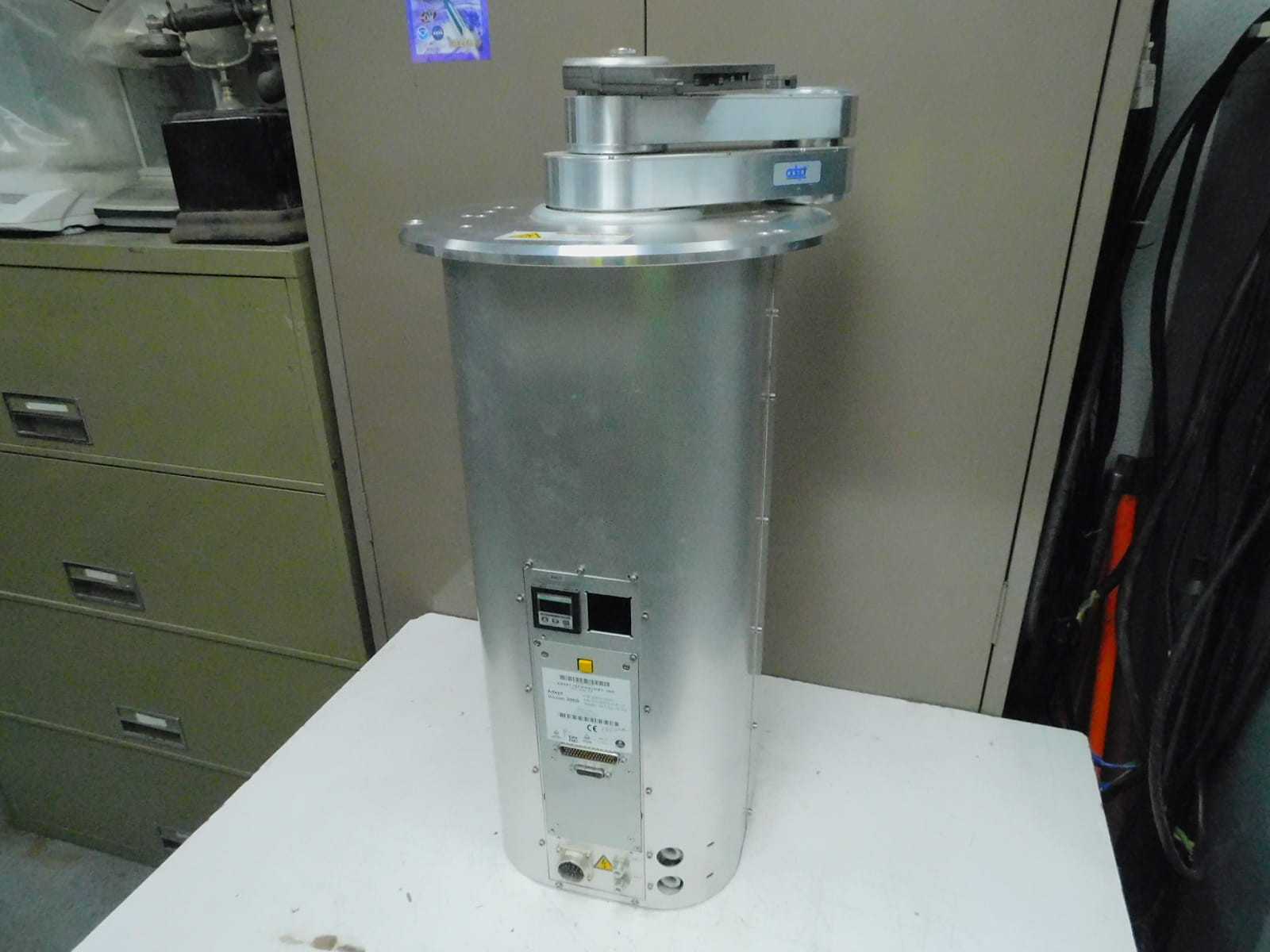 Adept Vicron 300S Robot For 300 Mm Wafers, Cleanroom & FOUP Compatible End-Effector - INDUSTRIAL ROBOTS