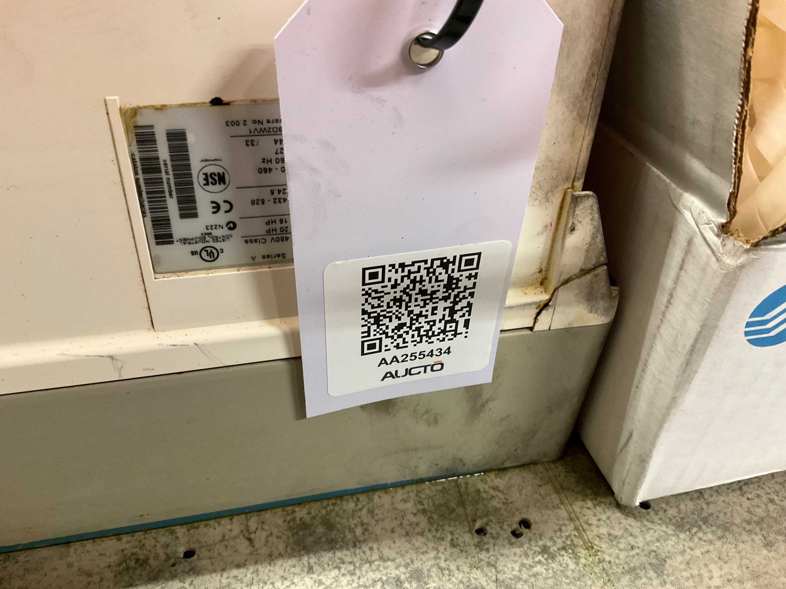 BULK QTY OF AUTOMATION & CONTROLS - AUTOMATION & CONTROLS