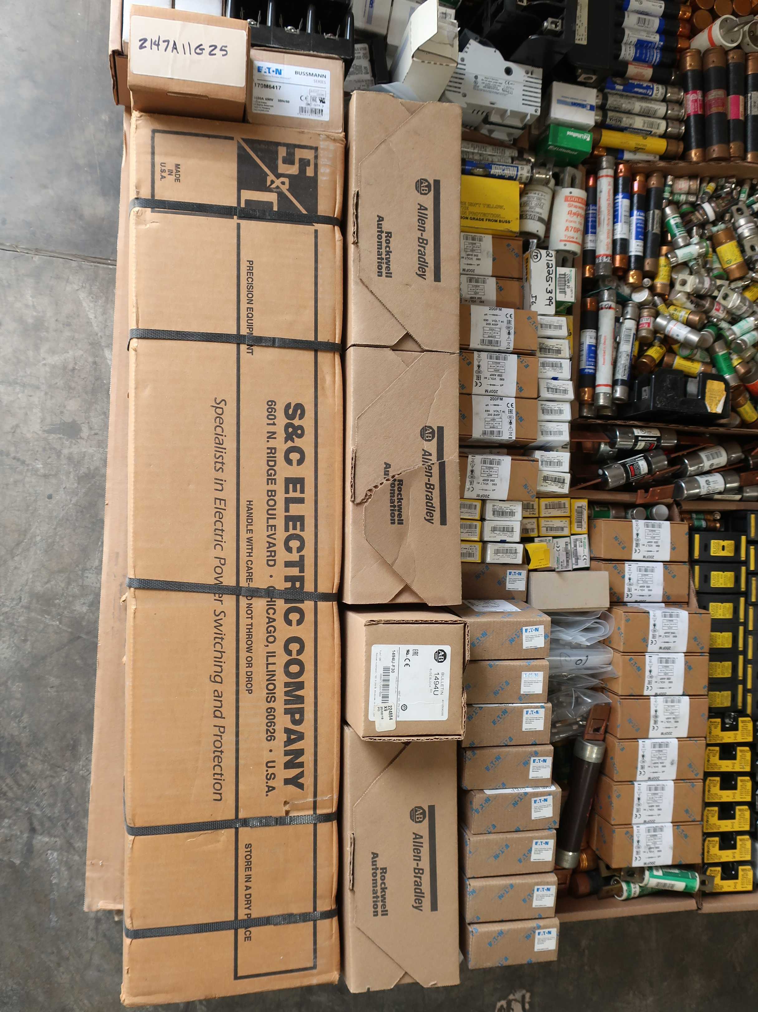 SKU 1774547 - PALLET OF ASSORTED FUSES - FUSES
