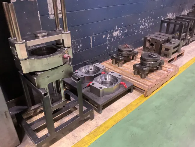 BULK QTY OF DAEWHA PRESS PARTS - undefined