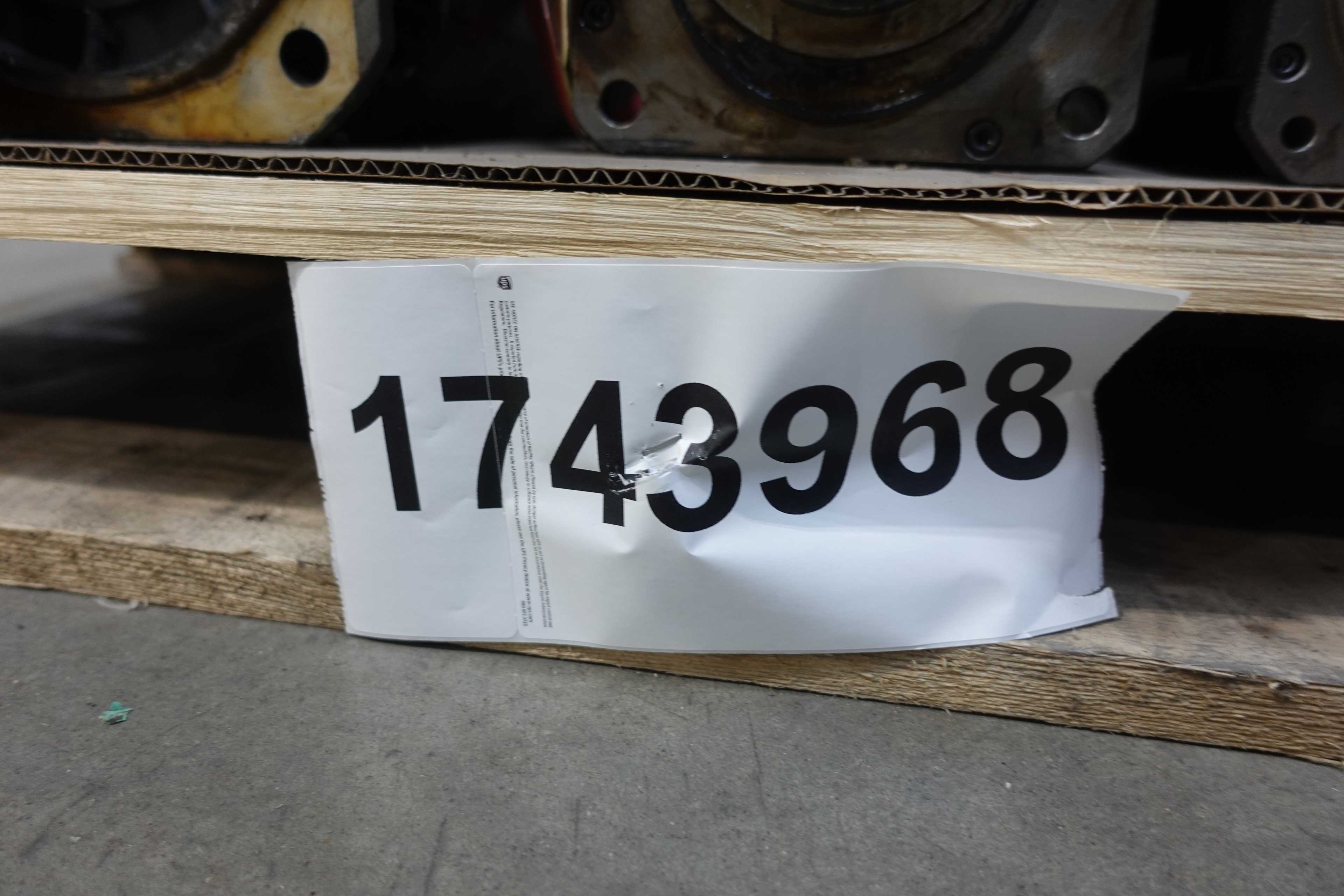 SKU 1743968 - PALLET OF ASSORTED FANUC AND MITSUBISHI SERVO AND SPINDLE MOTORS - SERVO MOTORS