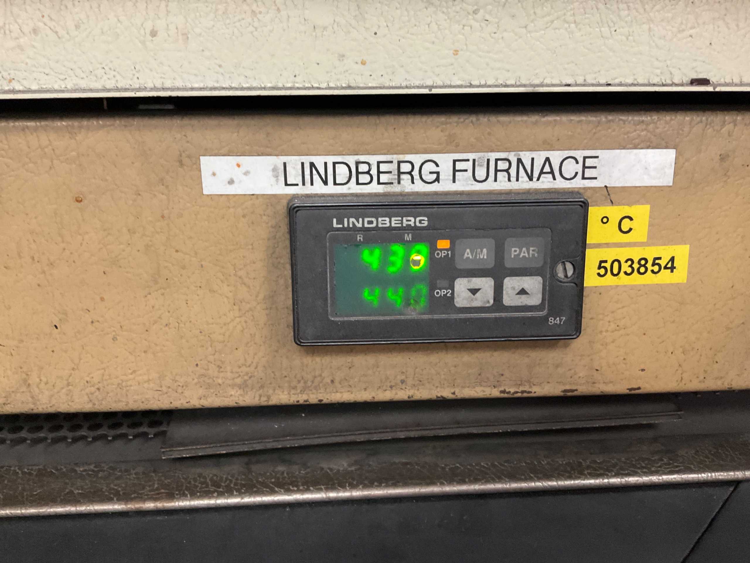 LINDBERG 51828 FURNACE - FURNACES